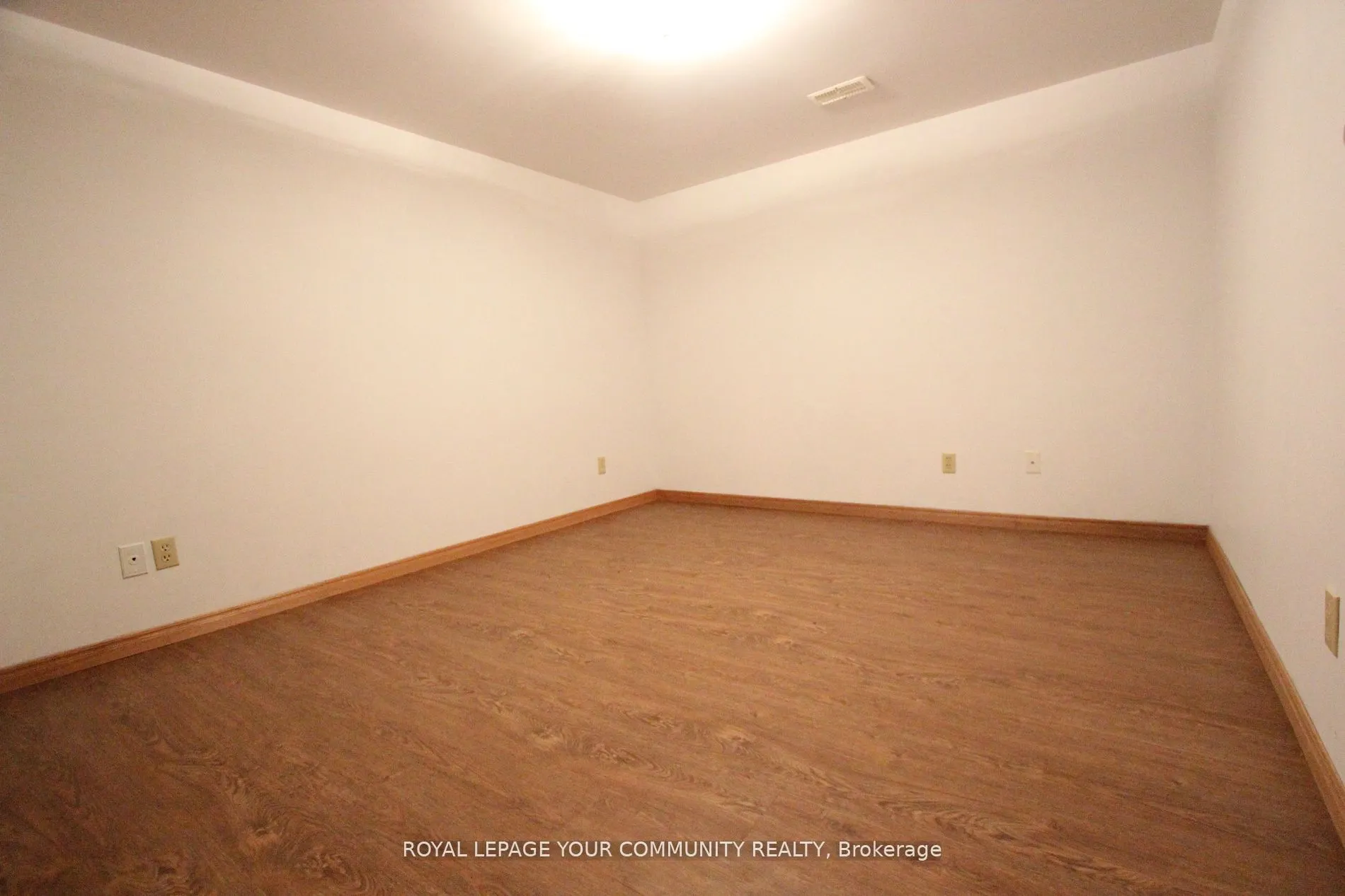 20161 Bathurst Street
