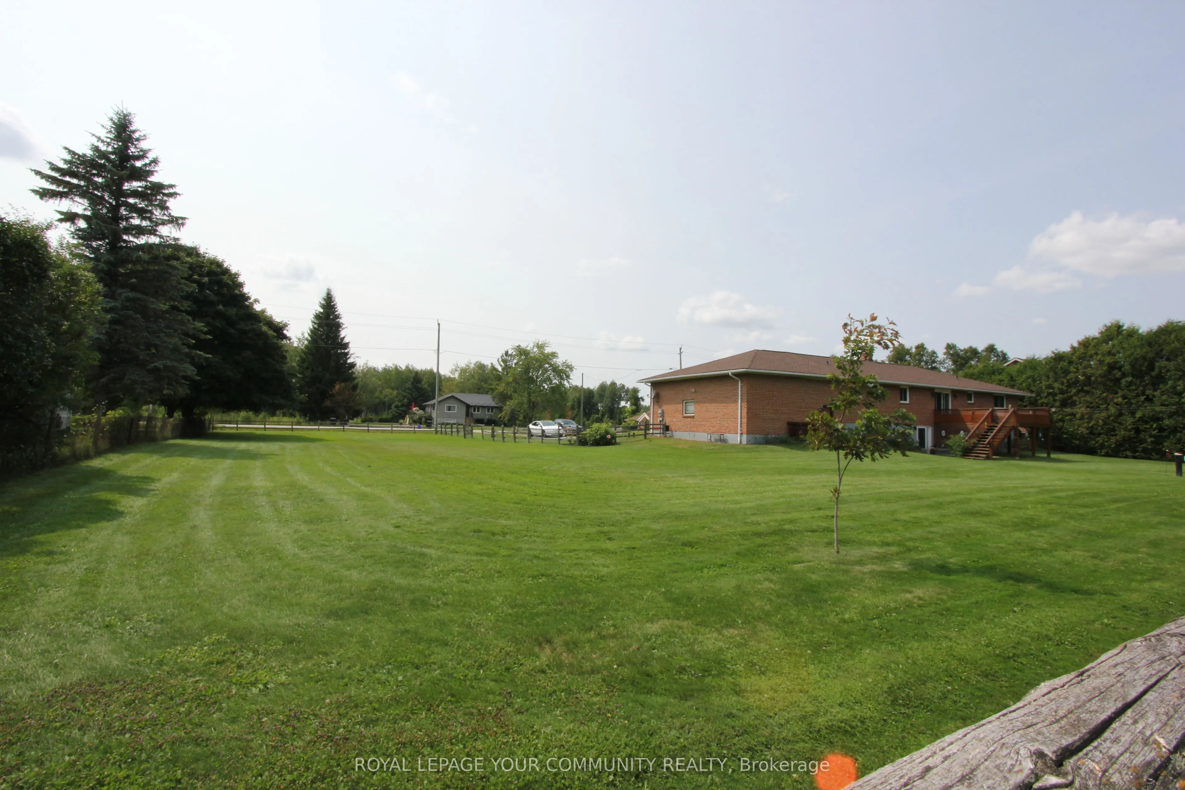 20161 Bathurst Street