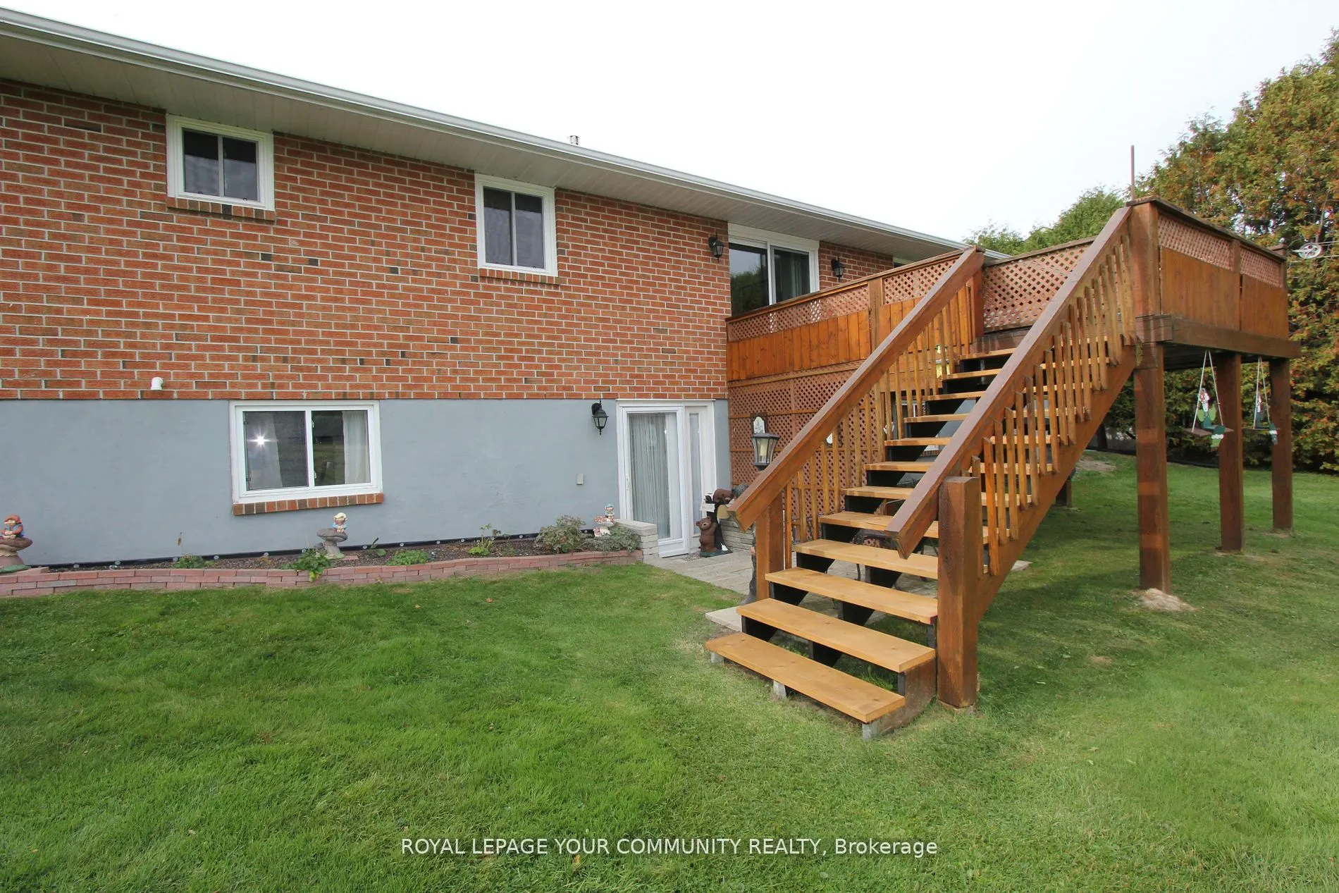 20161 Bathurst Street