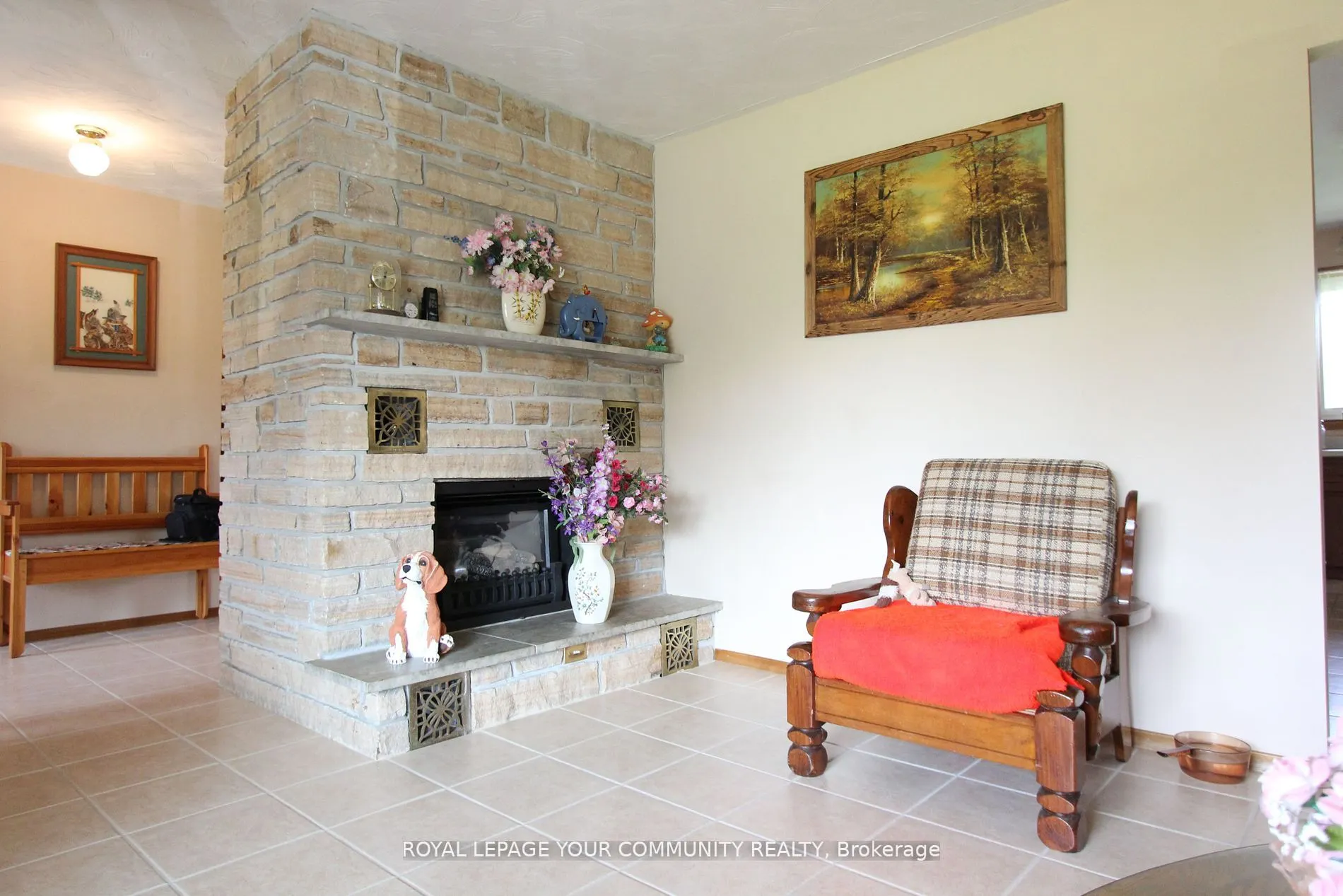 20161 Bathurst Street