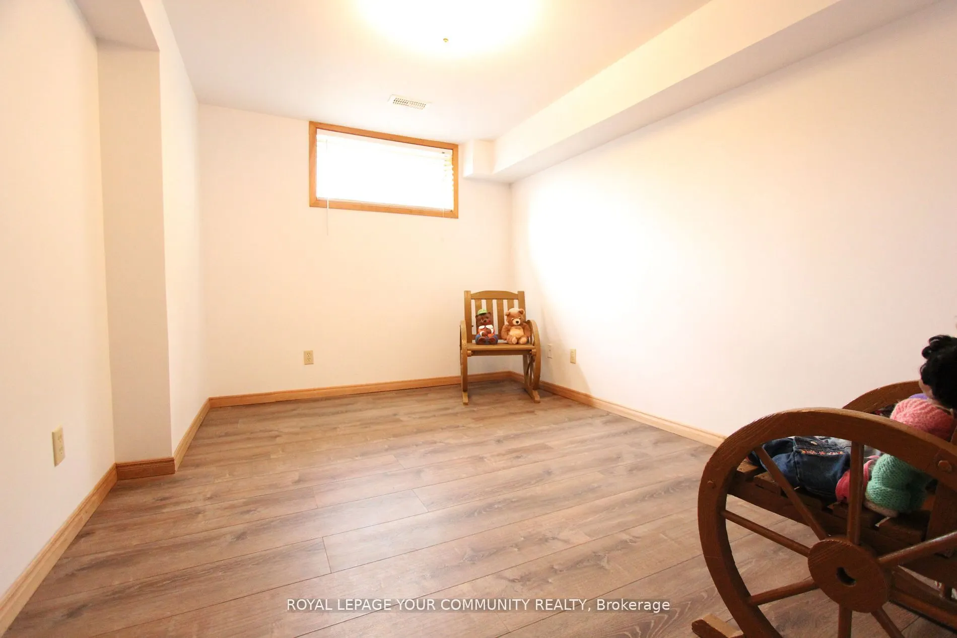 20161 Bathurst Street