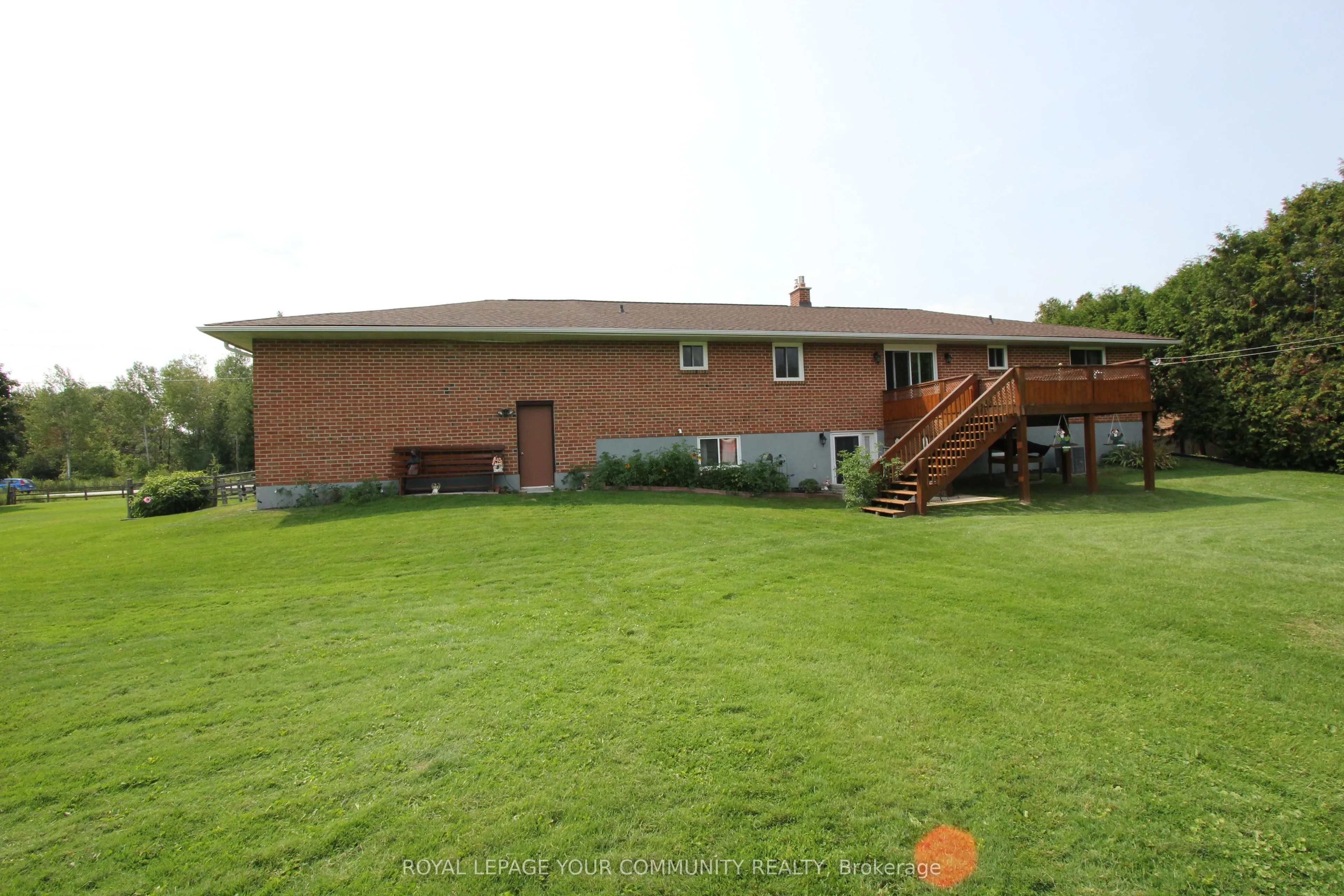 20161 Bathurst Street