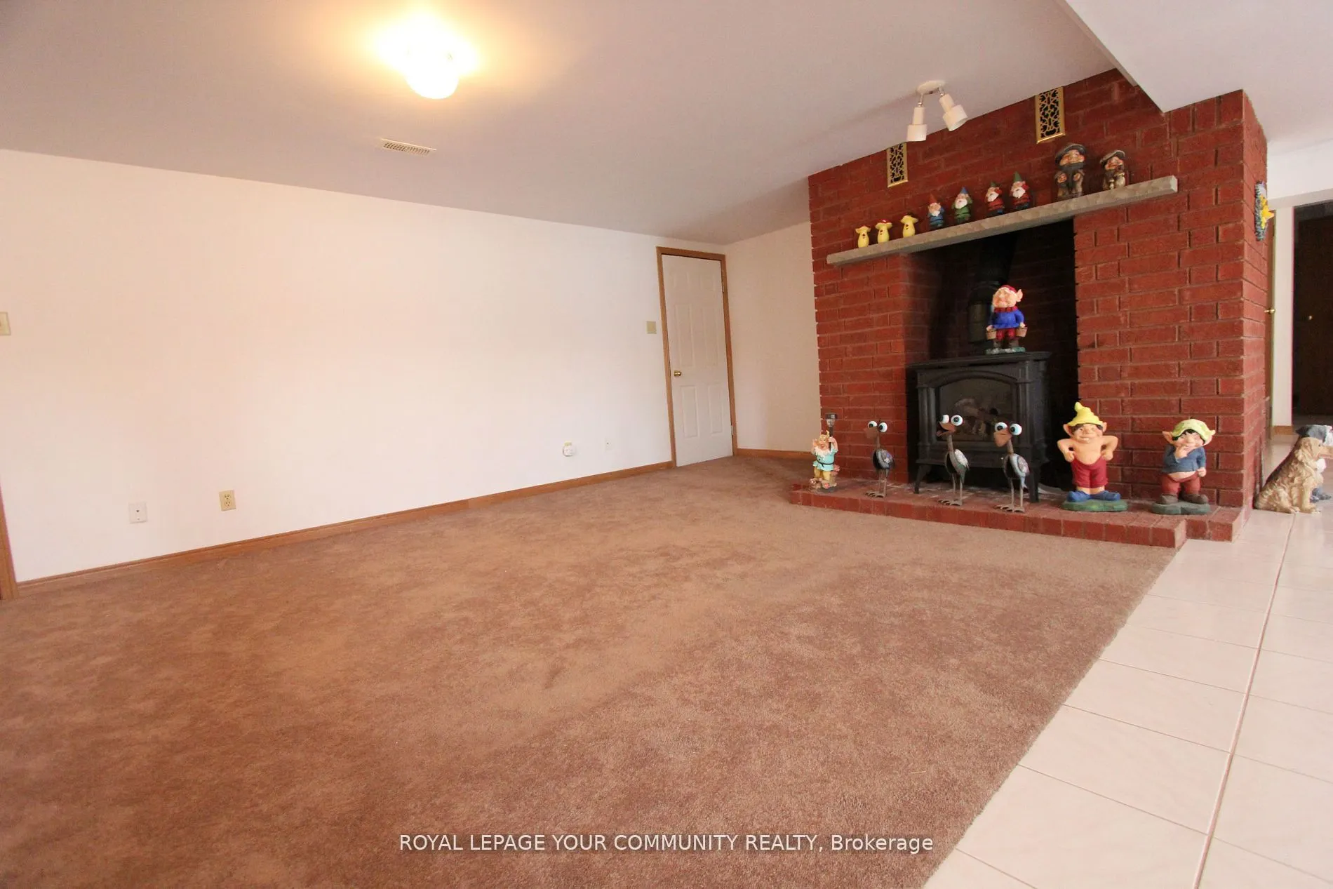 20161 Bathurst Street