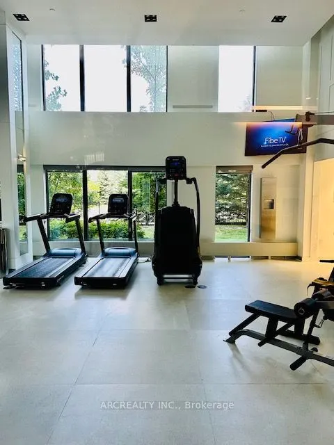 75 Oneida Crescent W, #201