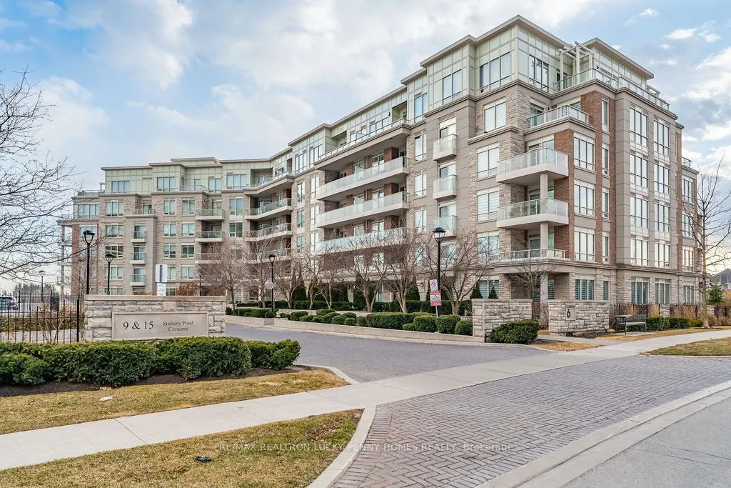 9 Stollery Pond Crescent, #212