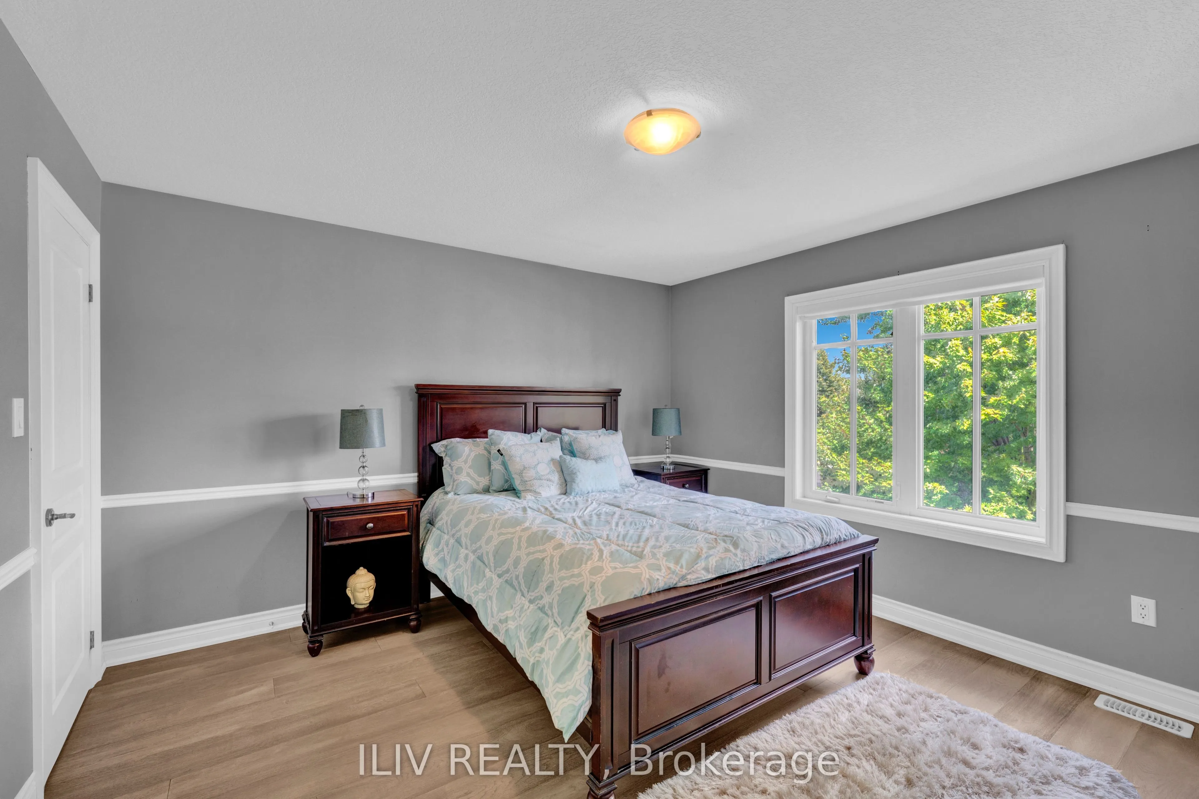 41 Country Club Crescent