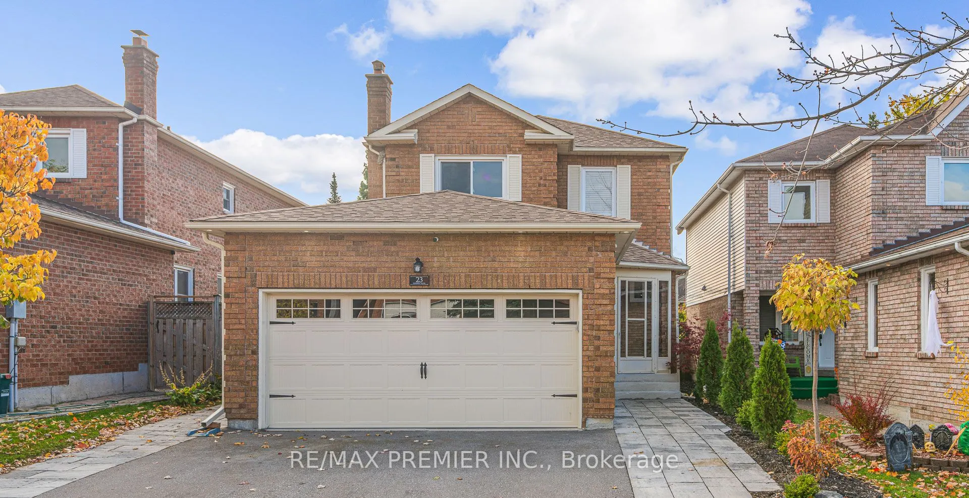 23 Sunbird Boulevard