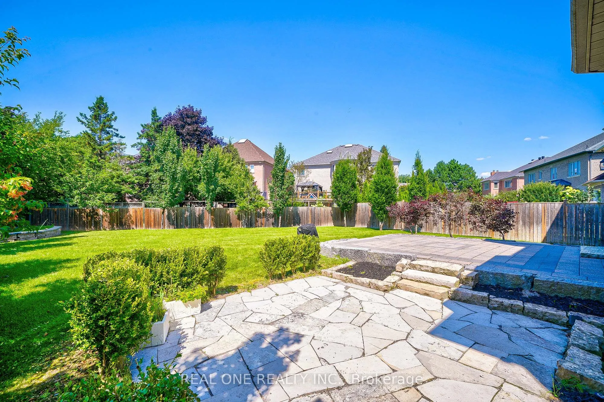 26 Clarendon Drive