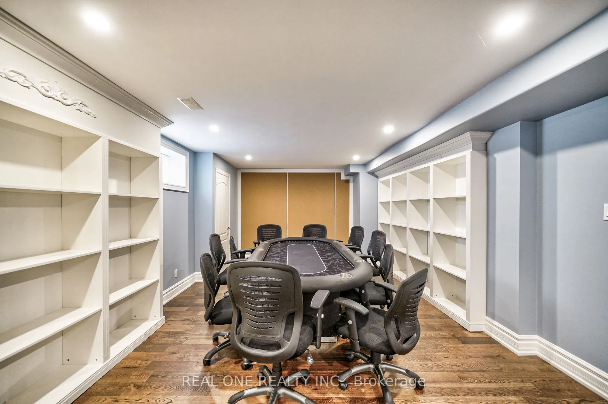 26 Clarendon Drive