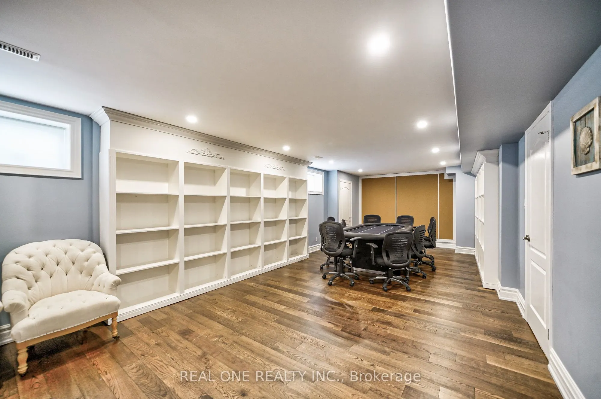 26 Clarendon Drive