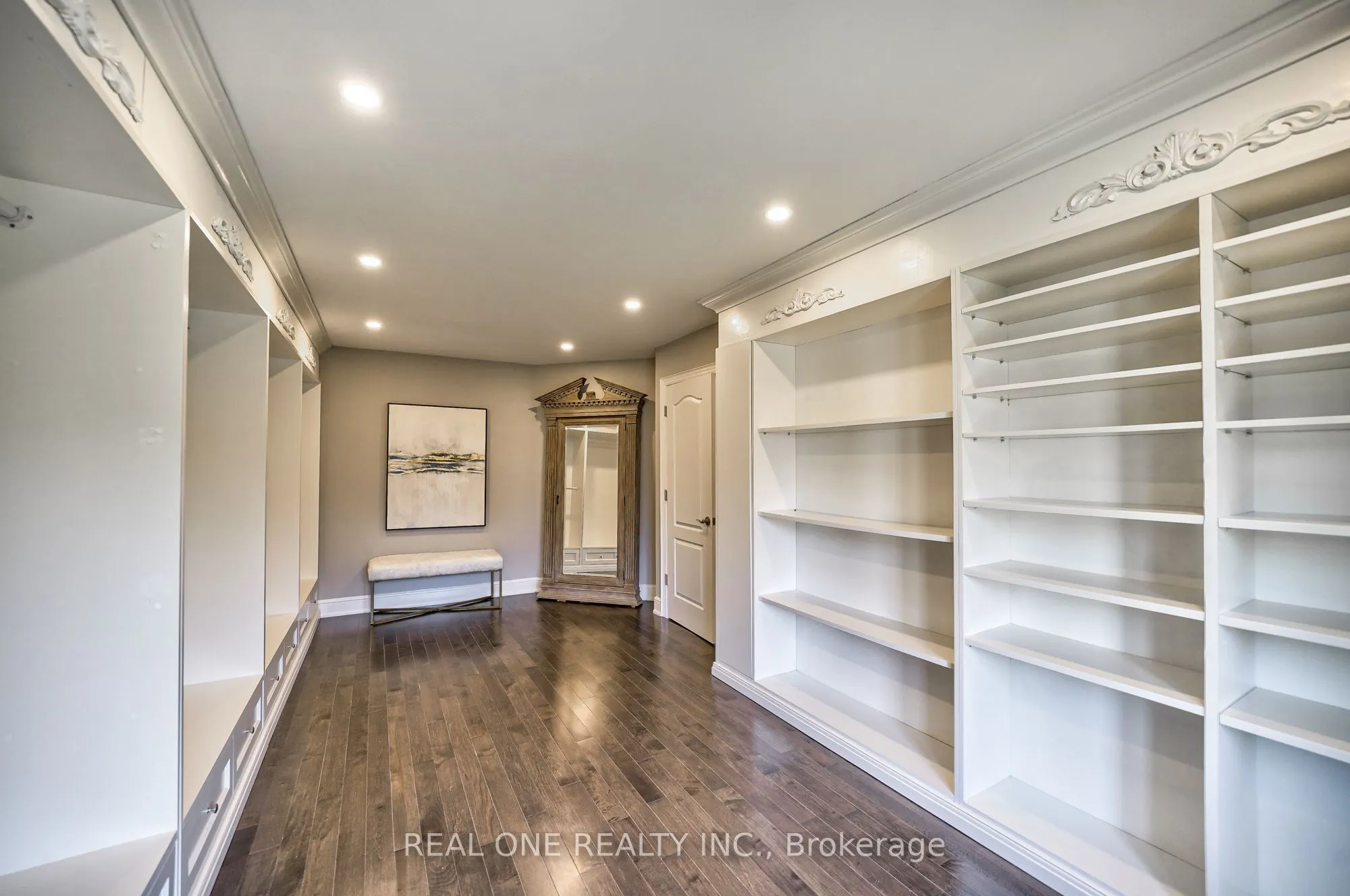 26 Clarendon Drive