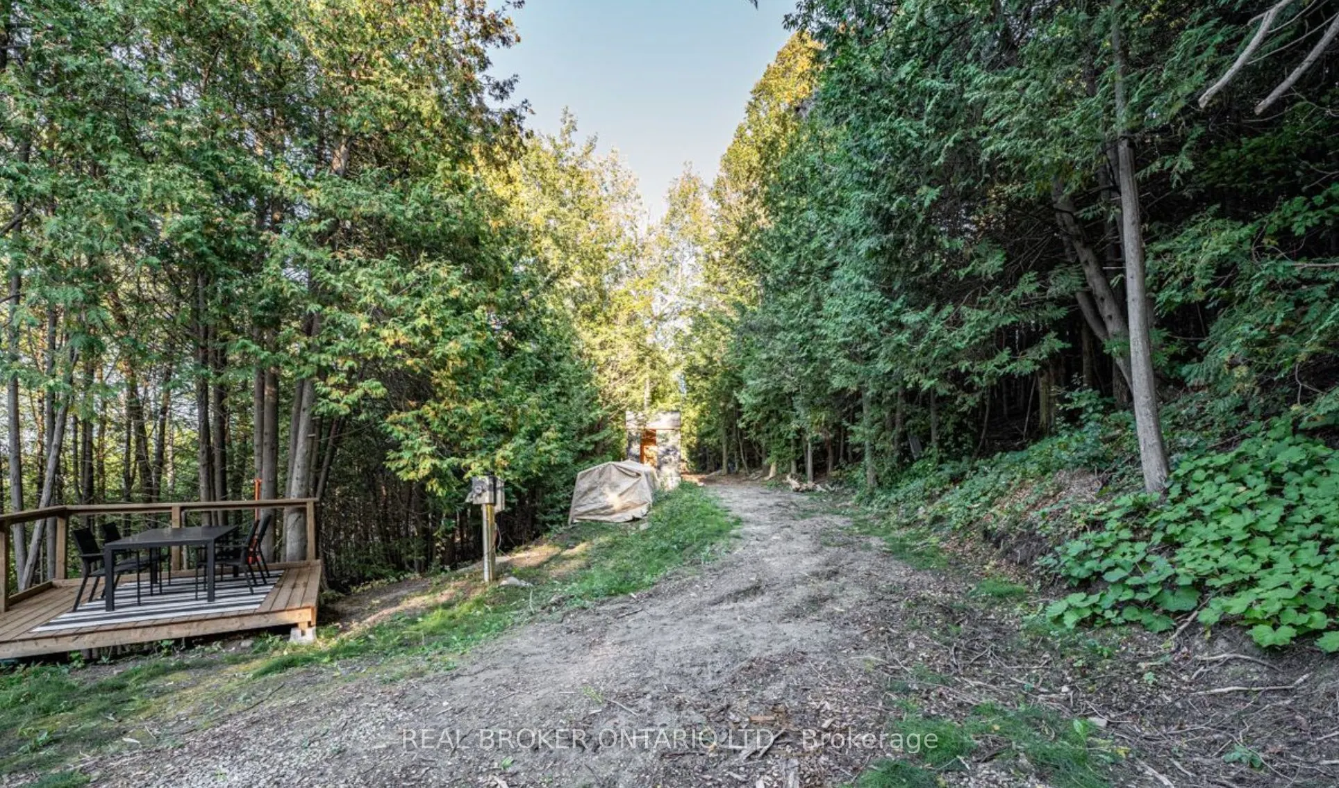 5703 10th Side Road