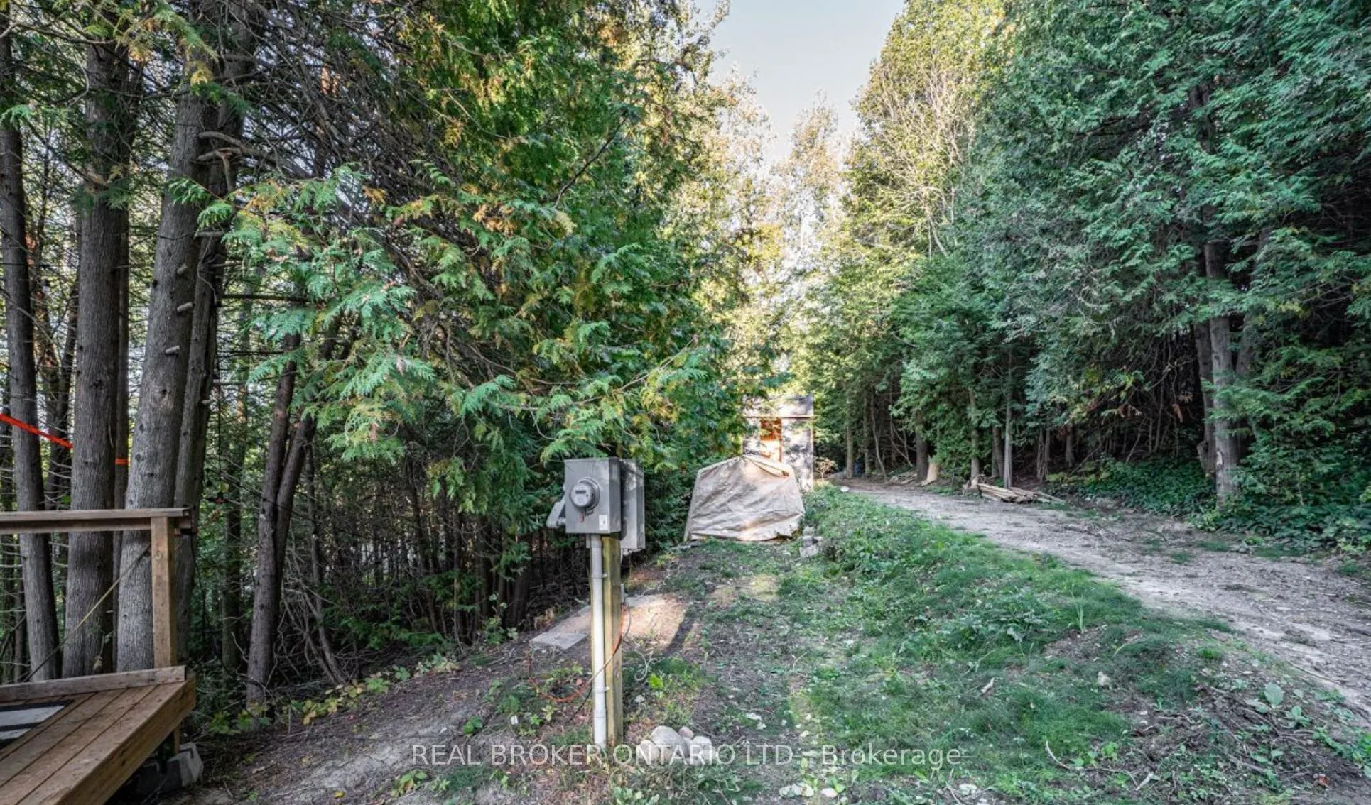 5703 10th Side Road