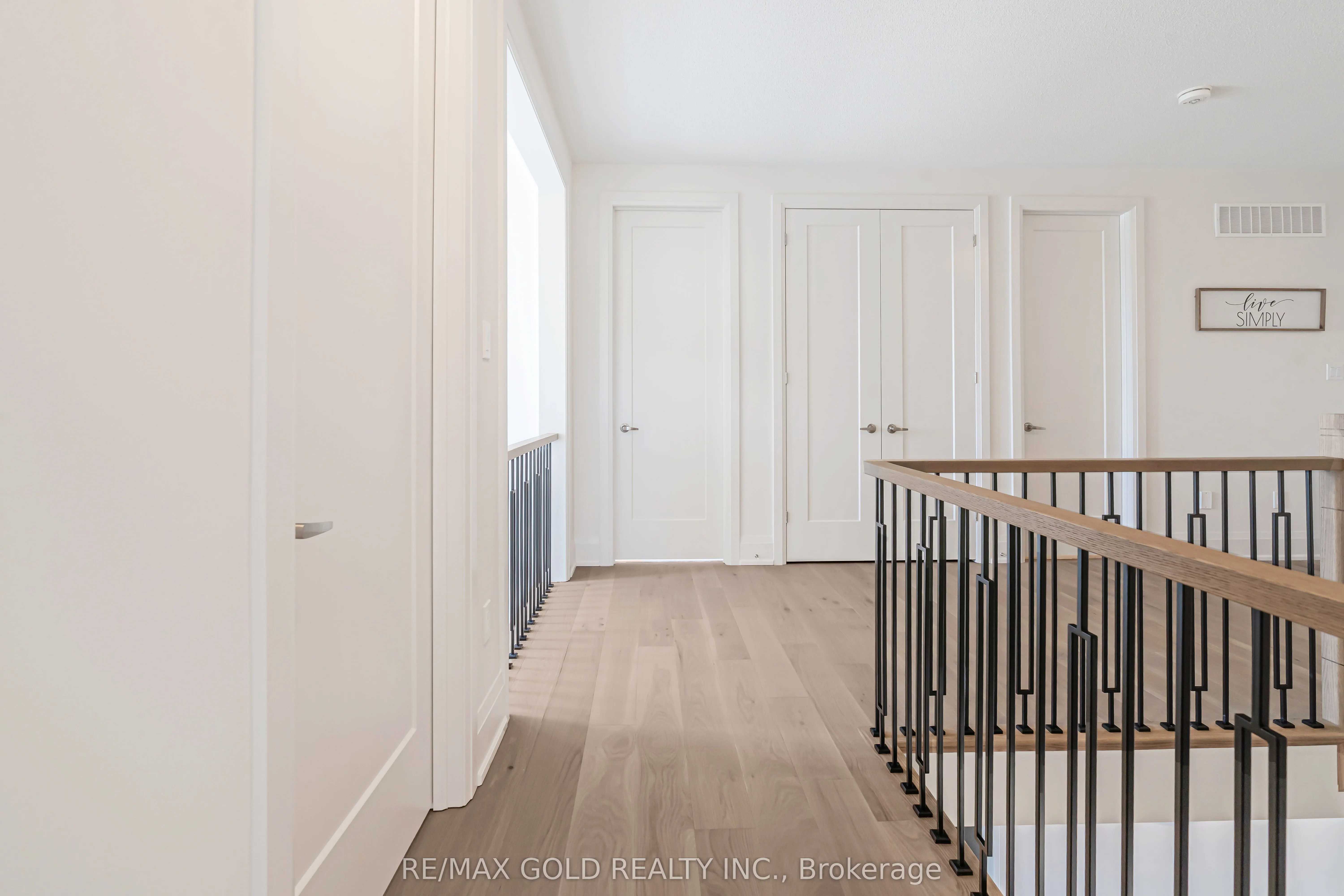 8 Twinleaf Crescent