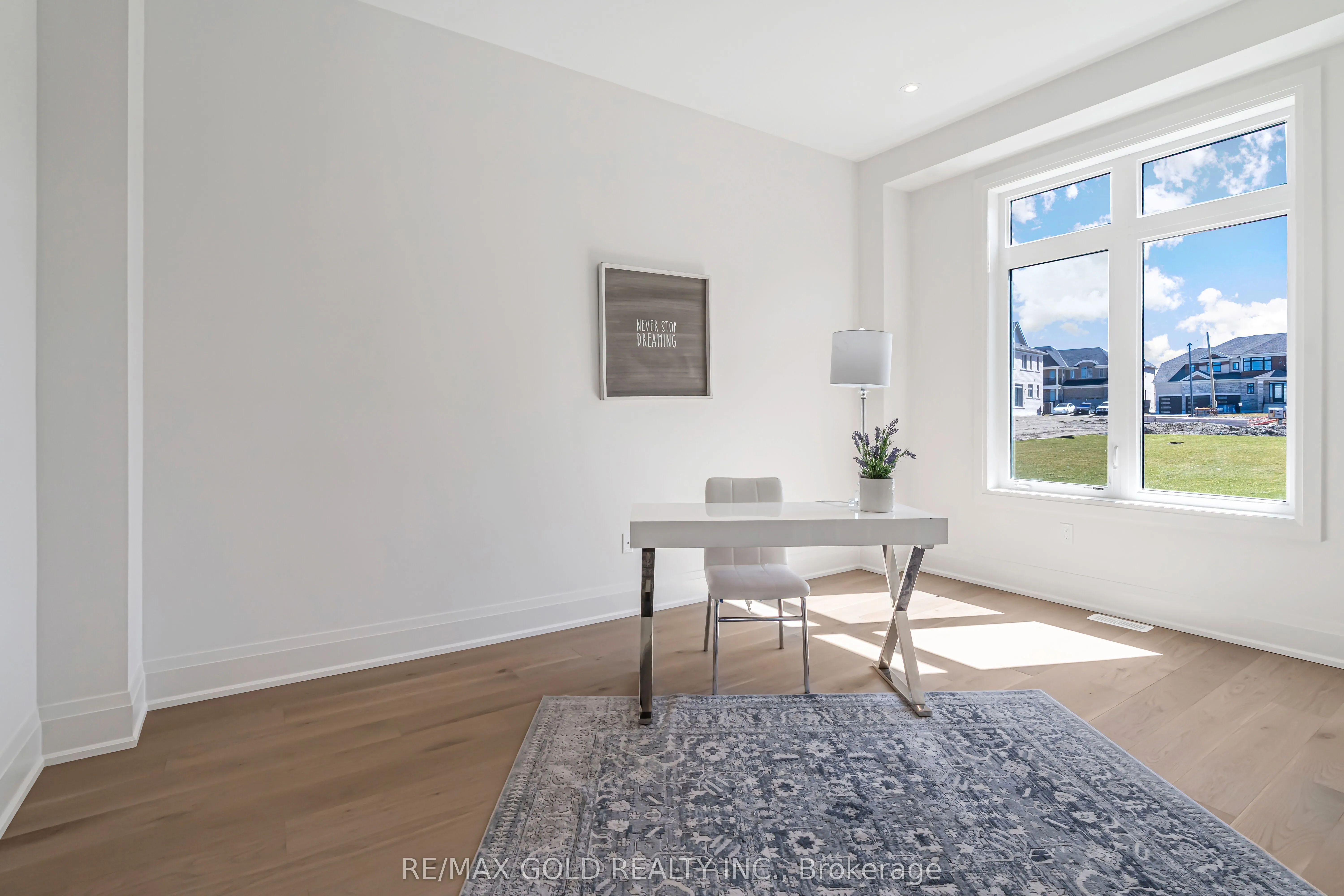8 Twinleaf Crescent