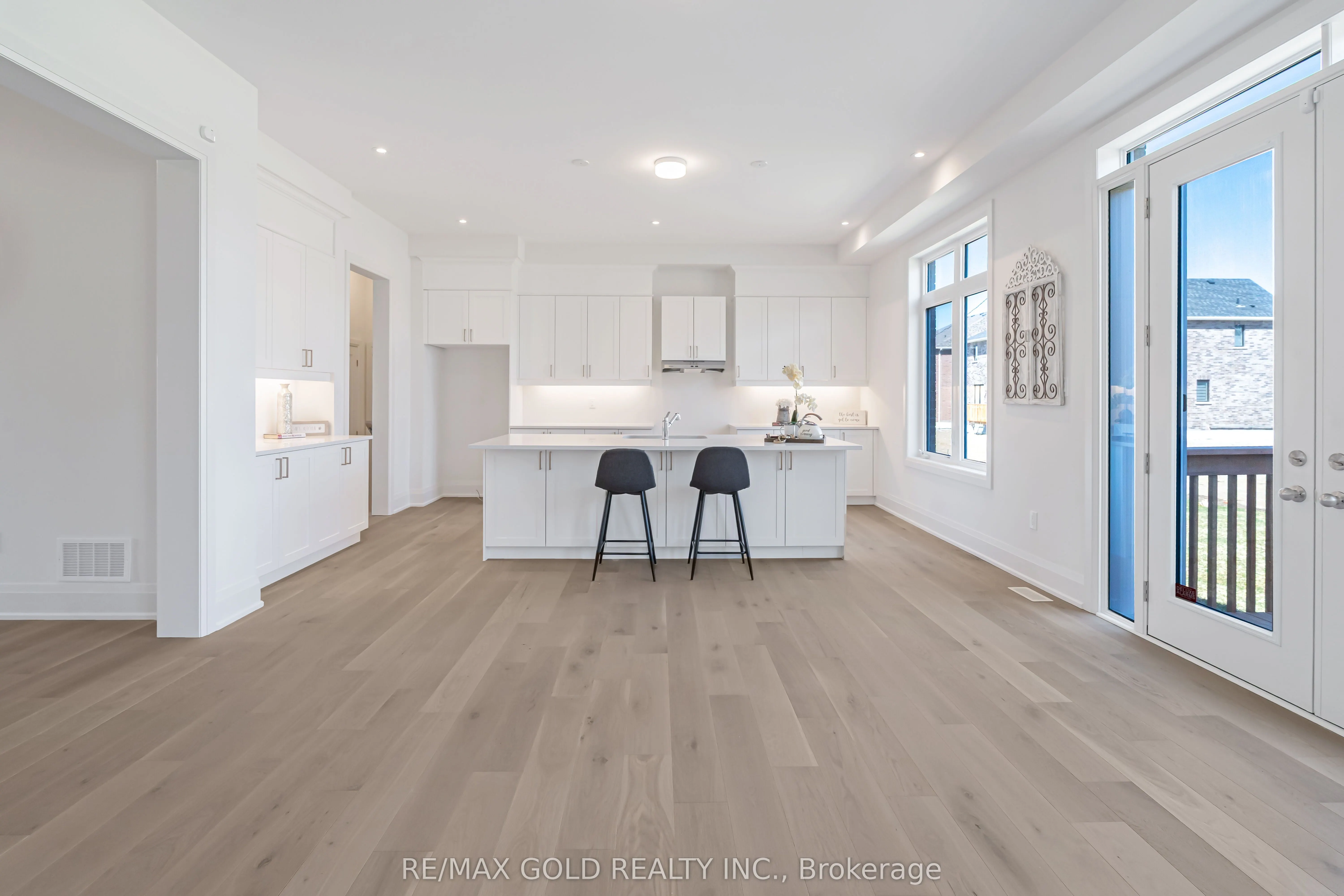 8 Twinleaf Crescent