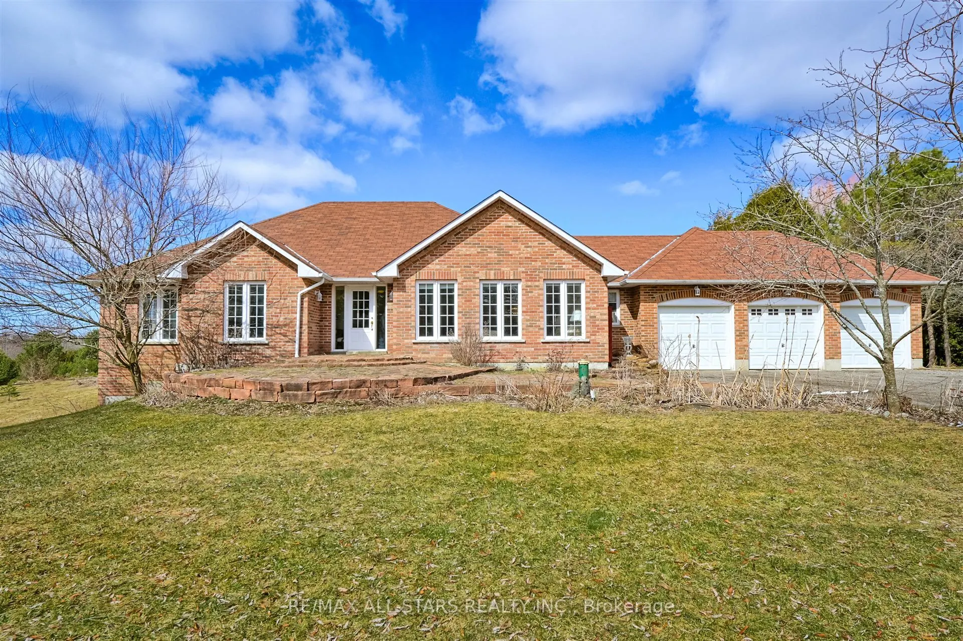 256 Zephyr Road
