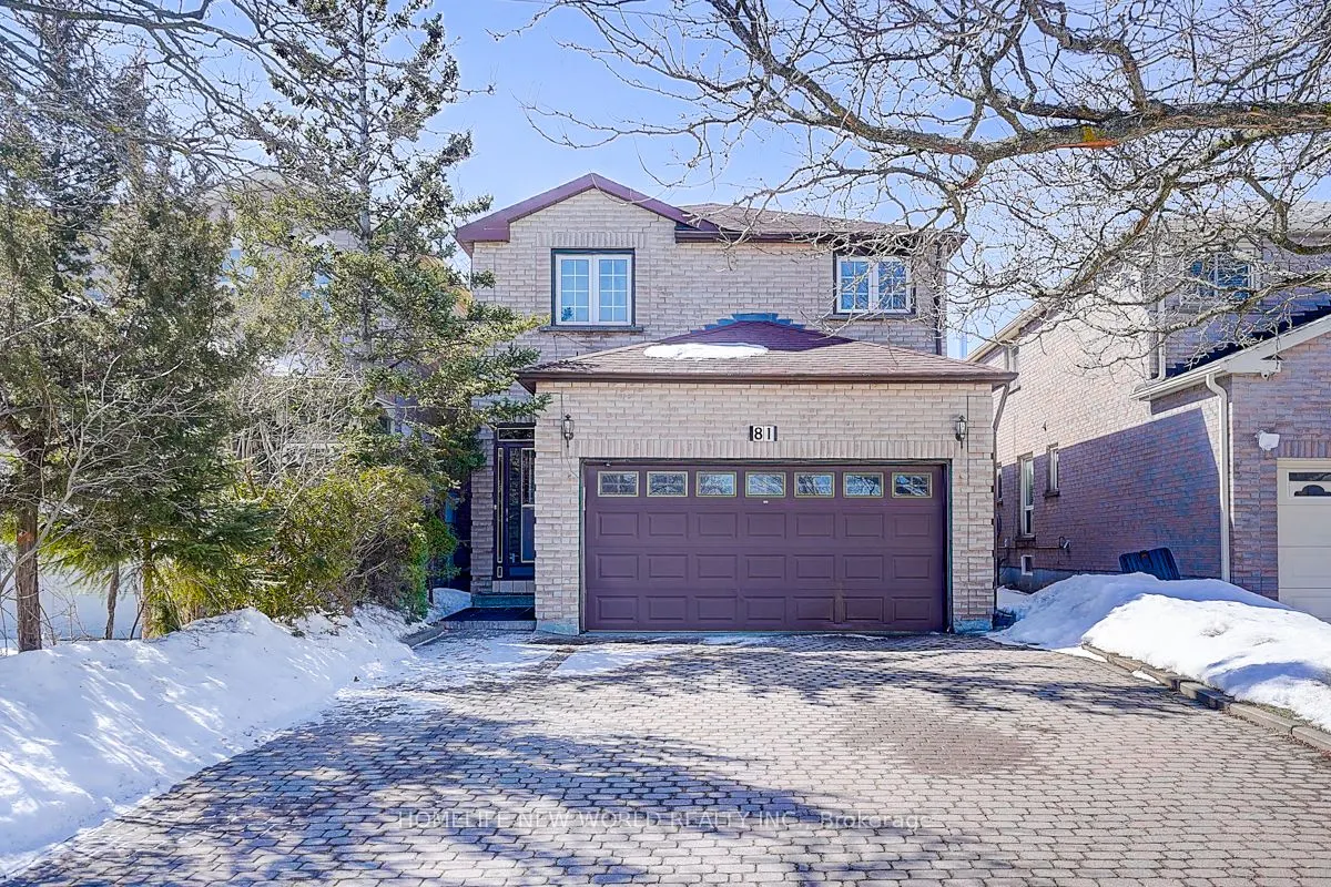 81 Stirling Crescent