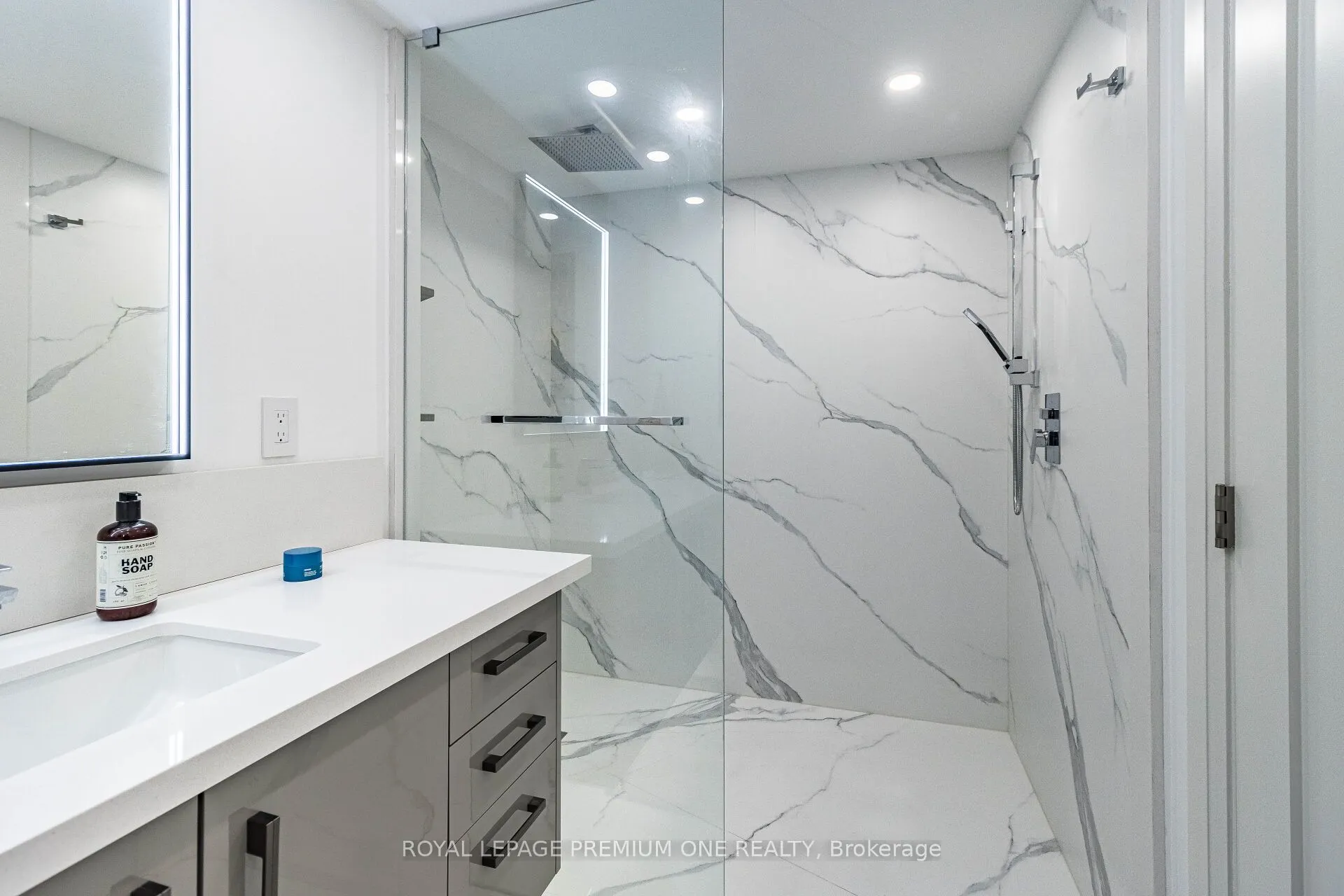 100 Arbors Lane, #207