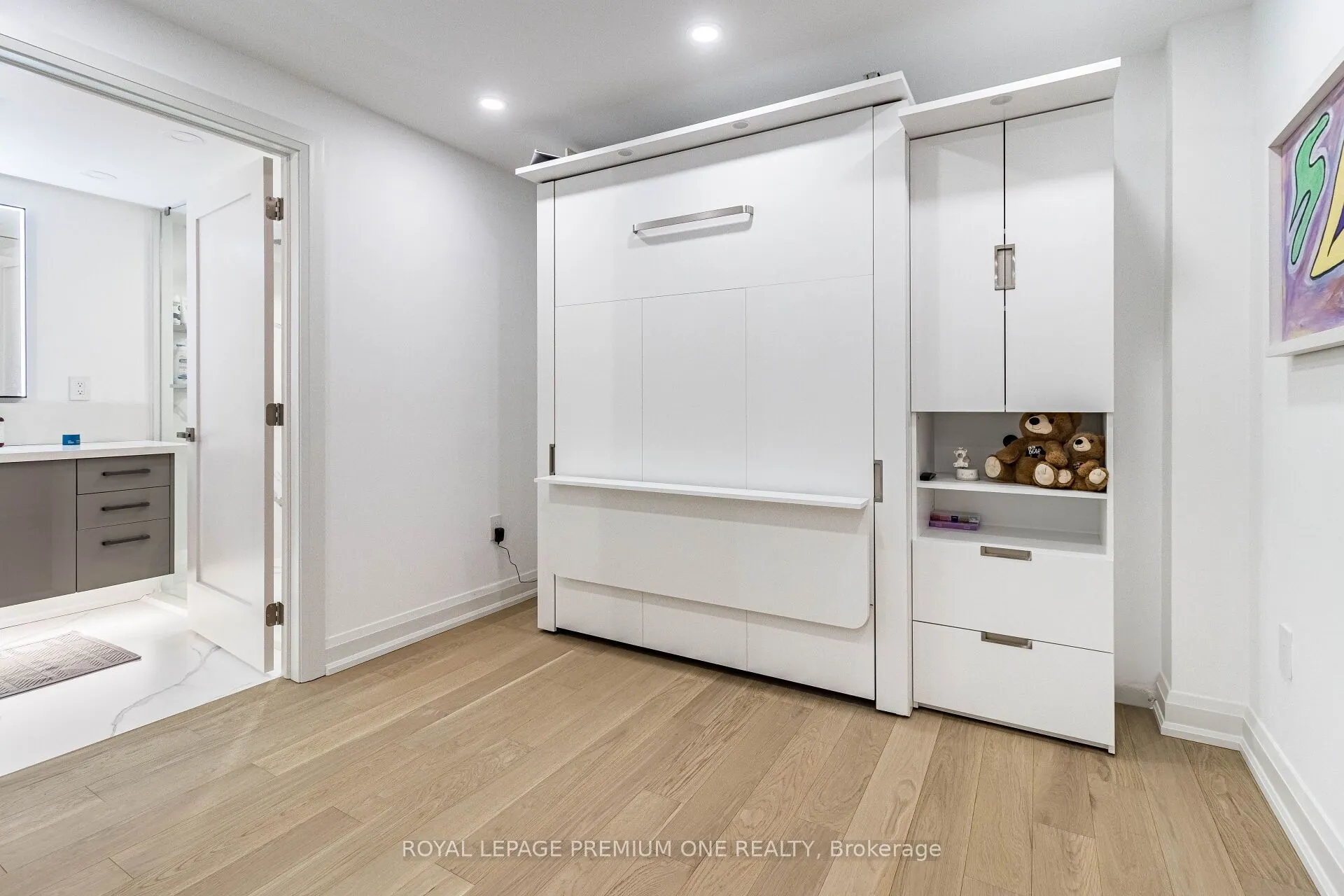 100 Arbors Lane, #207