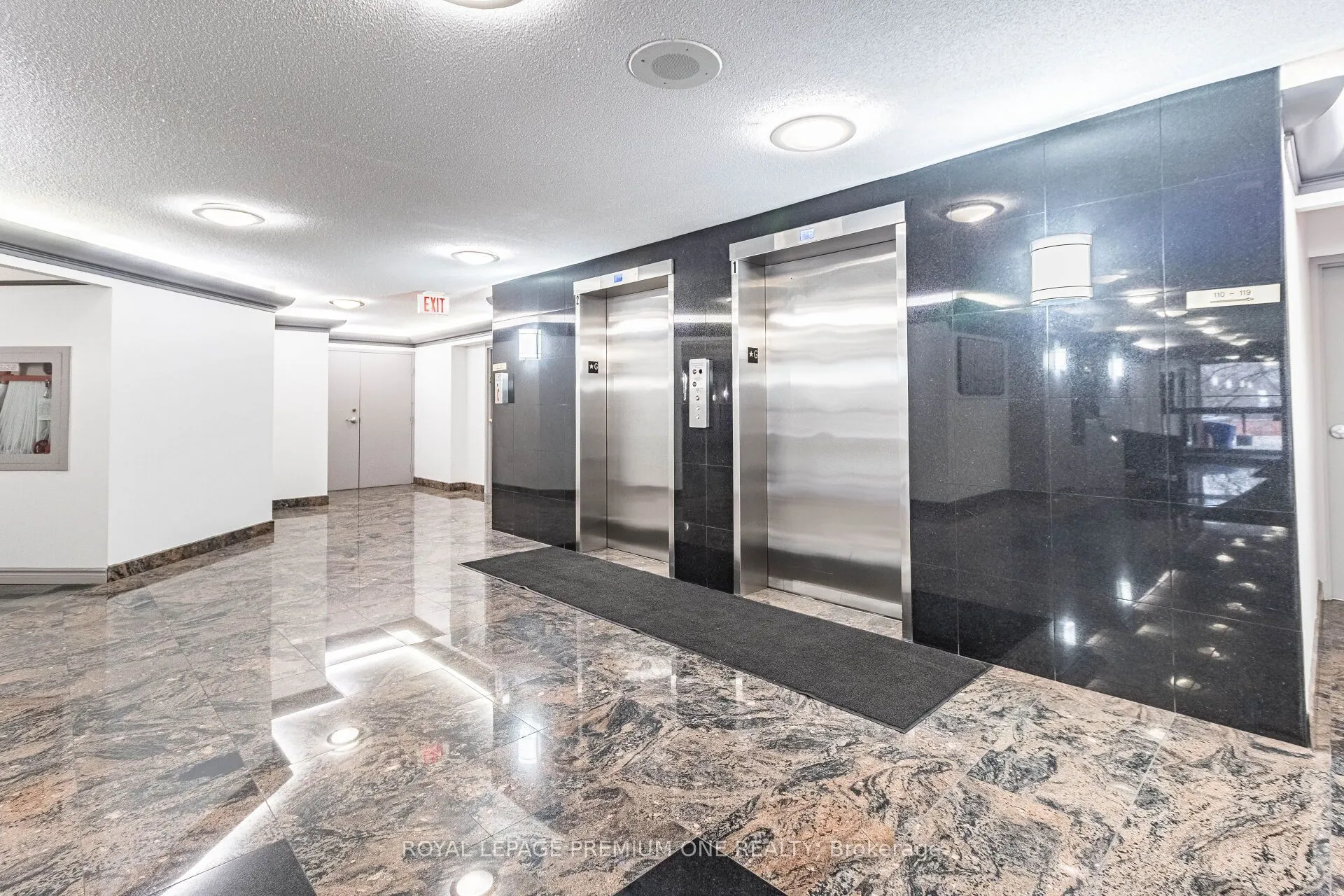 100 Arbors Lane, #207