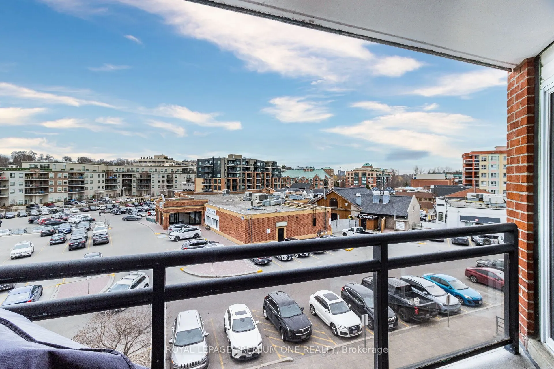 100 Arbors Lane, #207