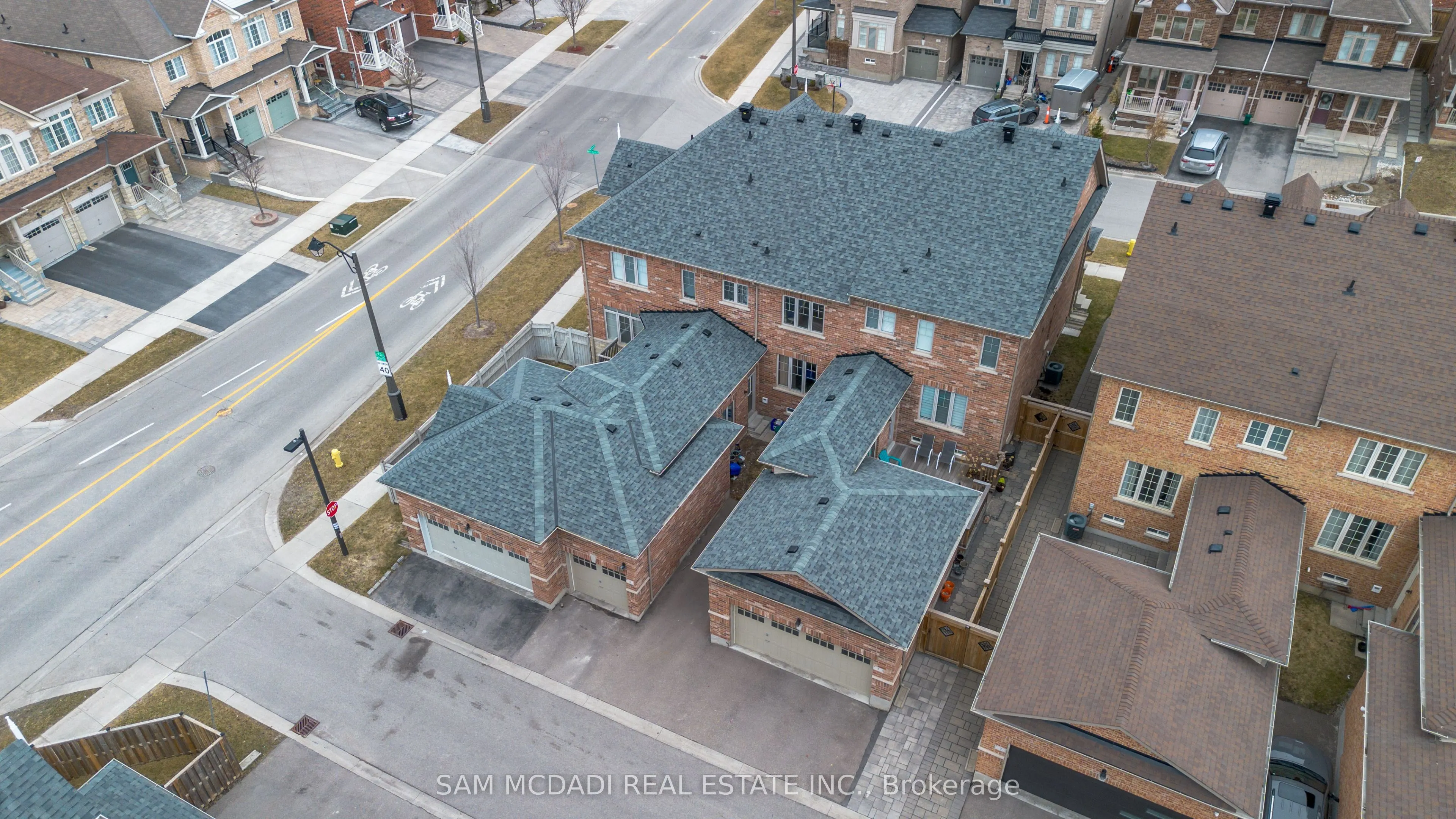 3 Henry Bauer Avenue