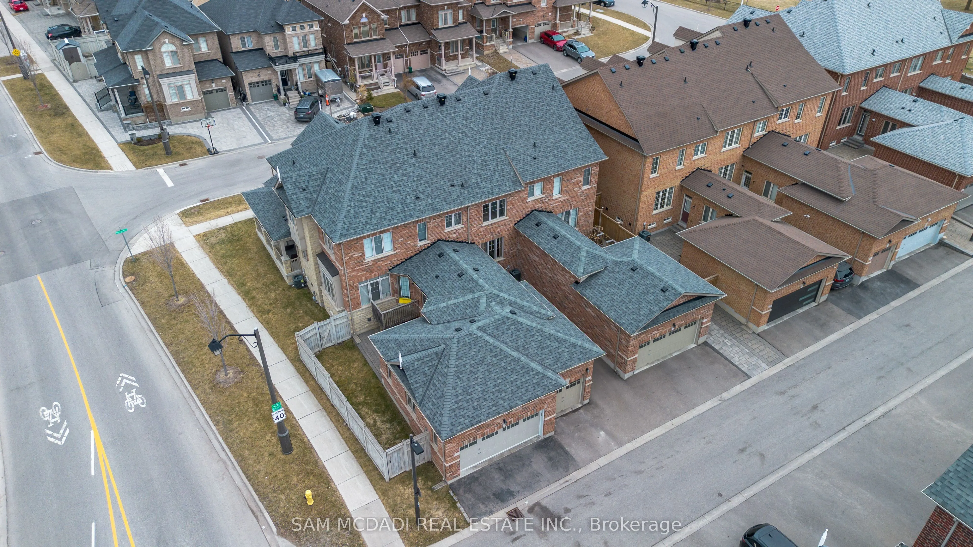 3 Henry Bauer Avenue