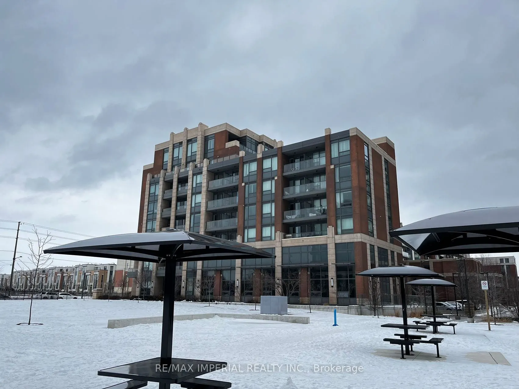28 Uptown Drive, #301