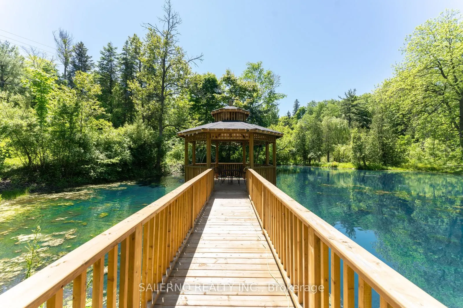 290 Kingscross Drive