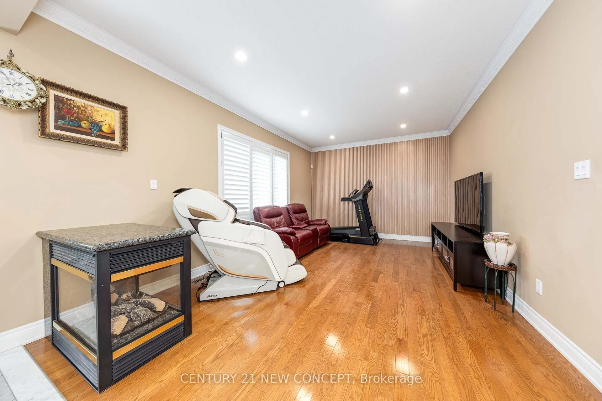 95 Loudon Crescent