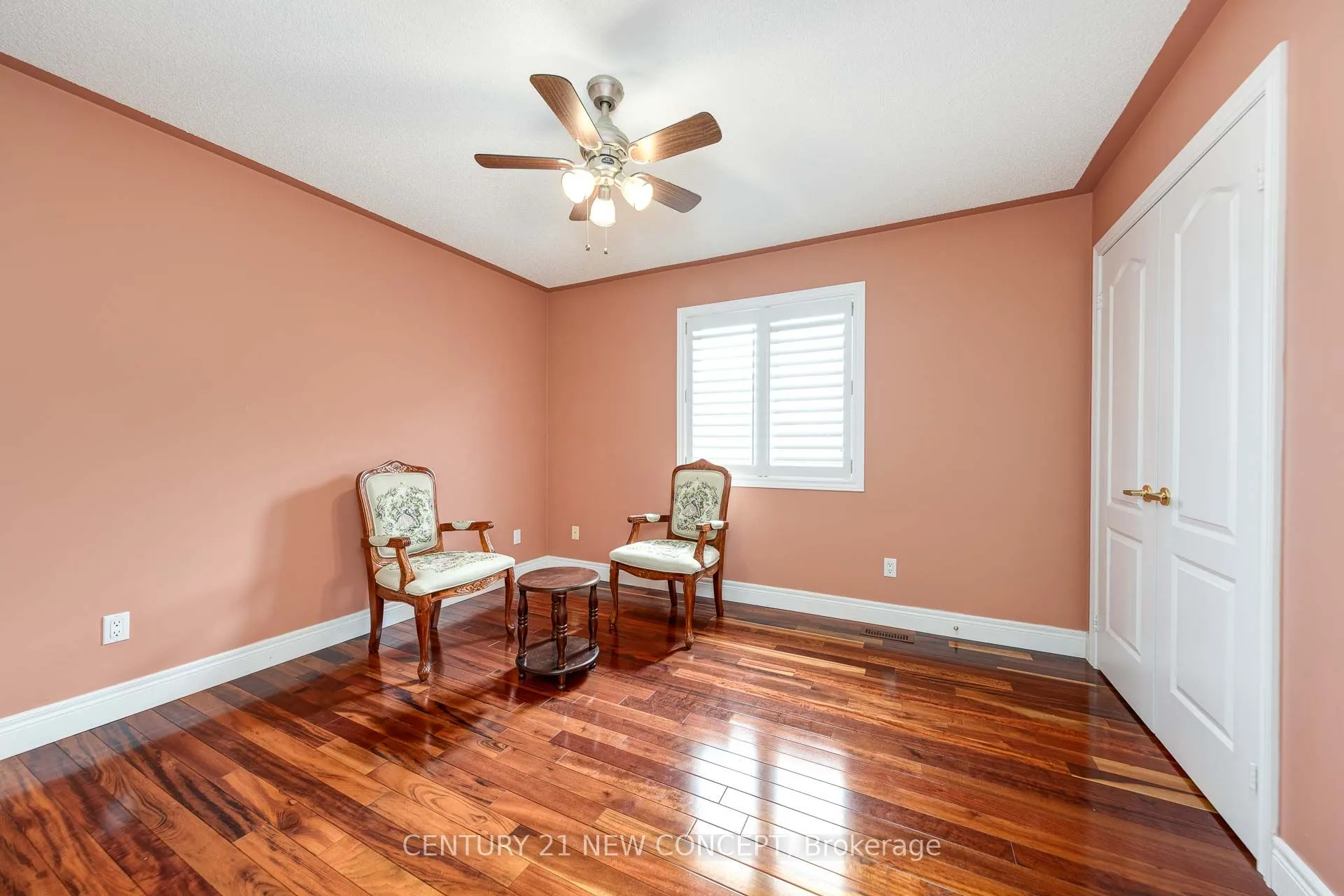 95 Loudon Crescent