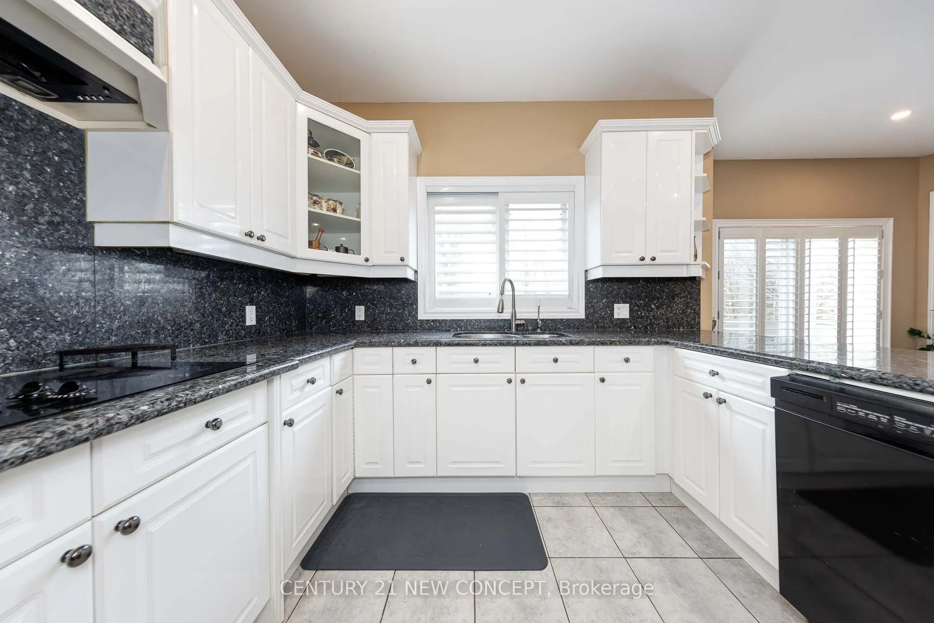 95 Loudon Crescent