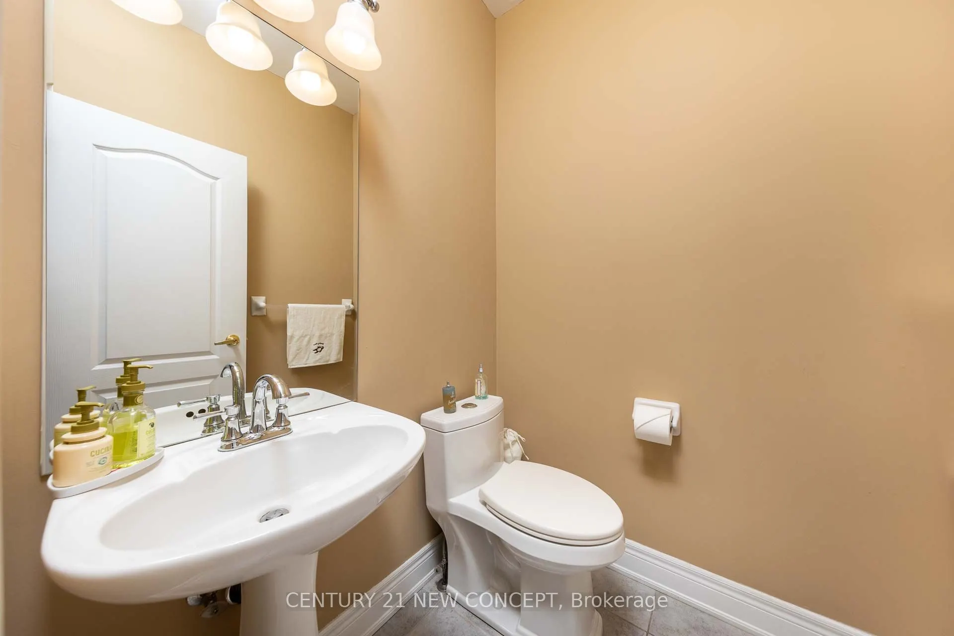 95 Loudon Crescent