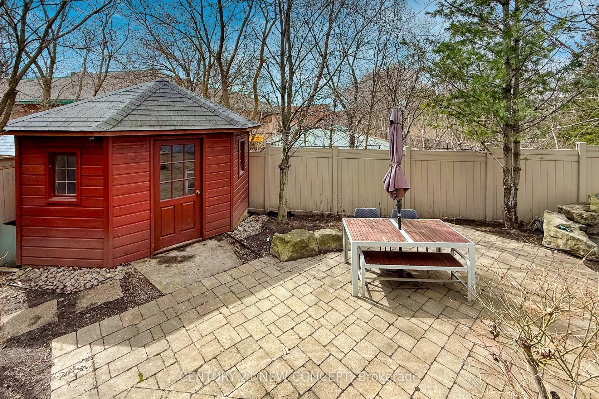 95 Loudon Crescent
