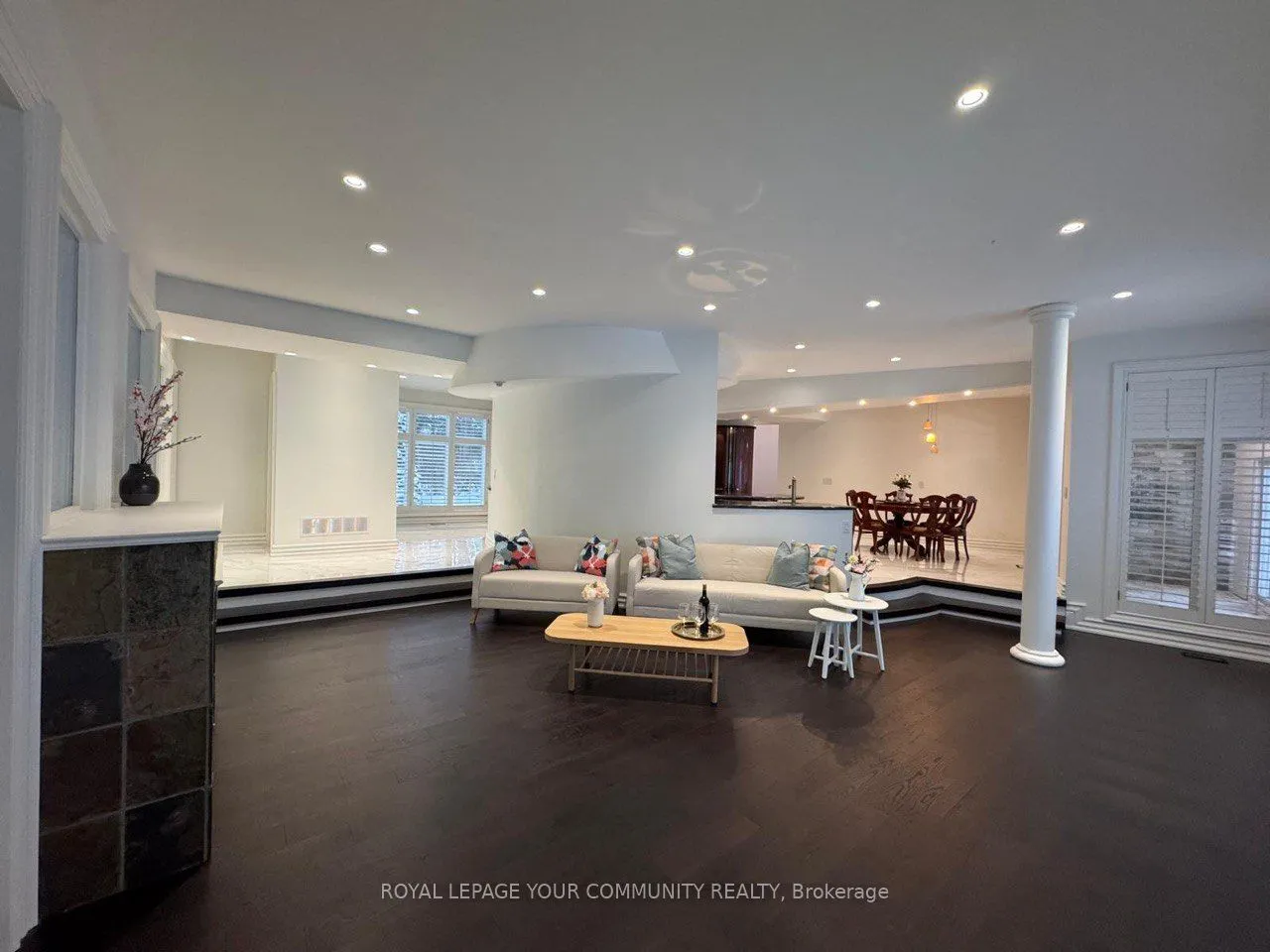 76 Silver Fox Place