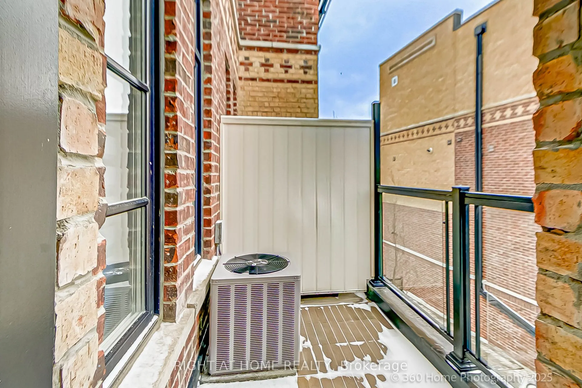 8169 Kipling Avenue #31