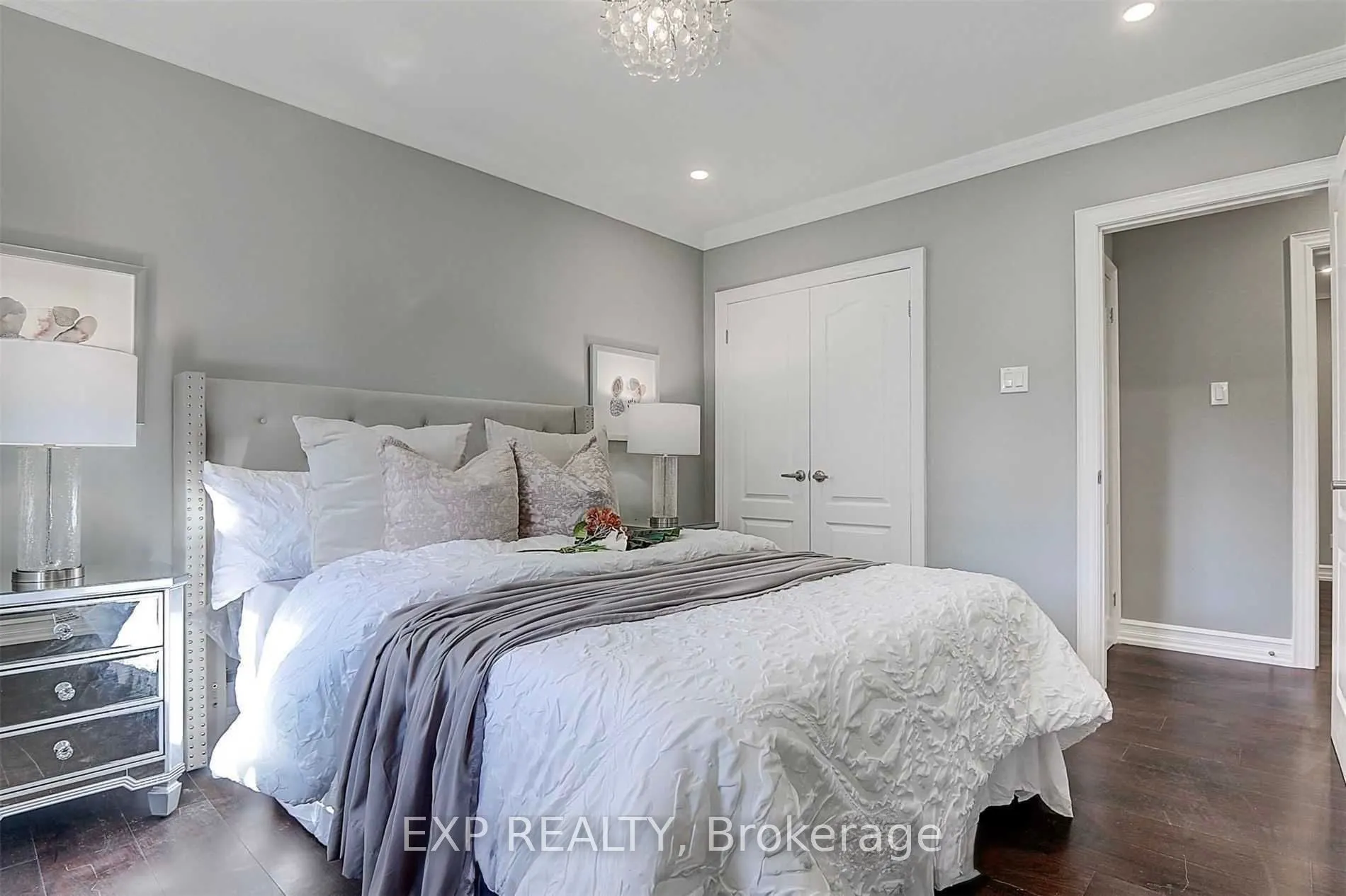 88 Riverglen Drive