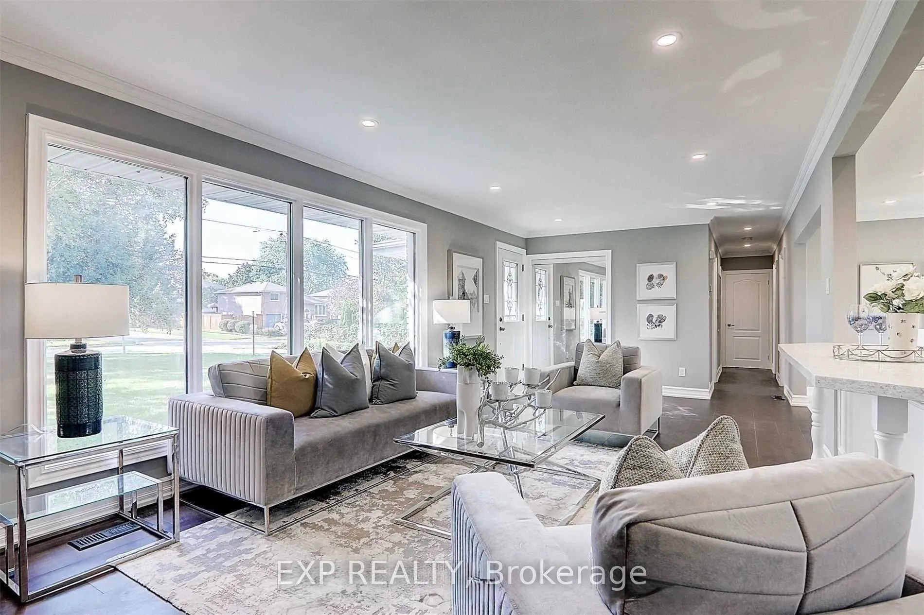 88 Riverglen Drive