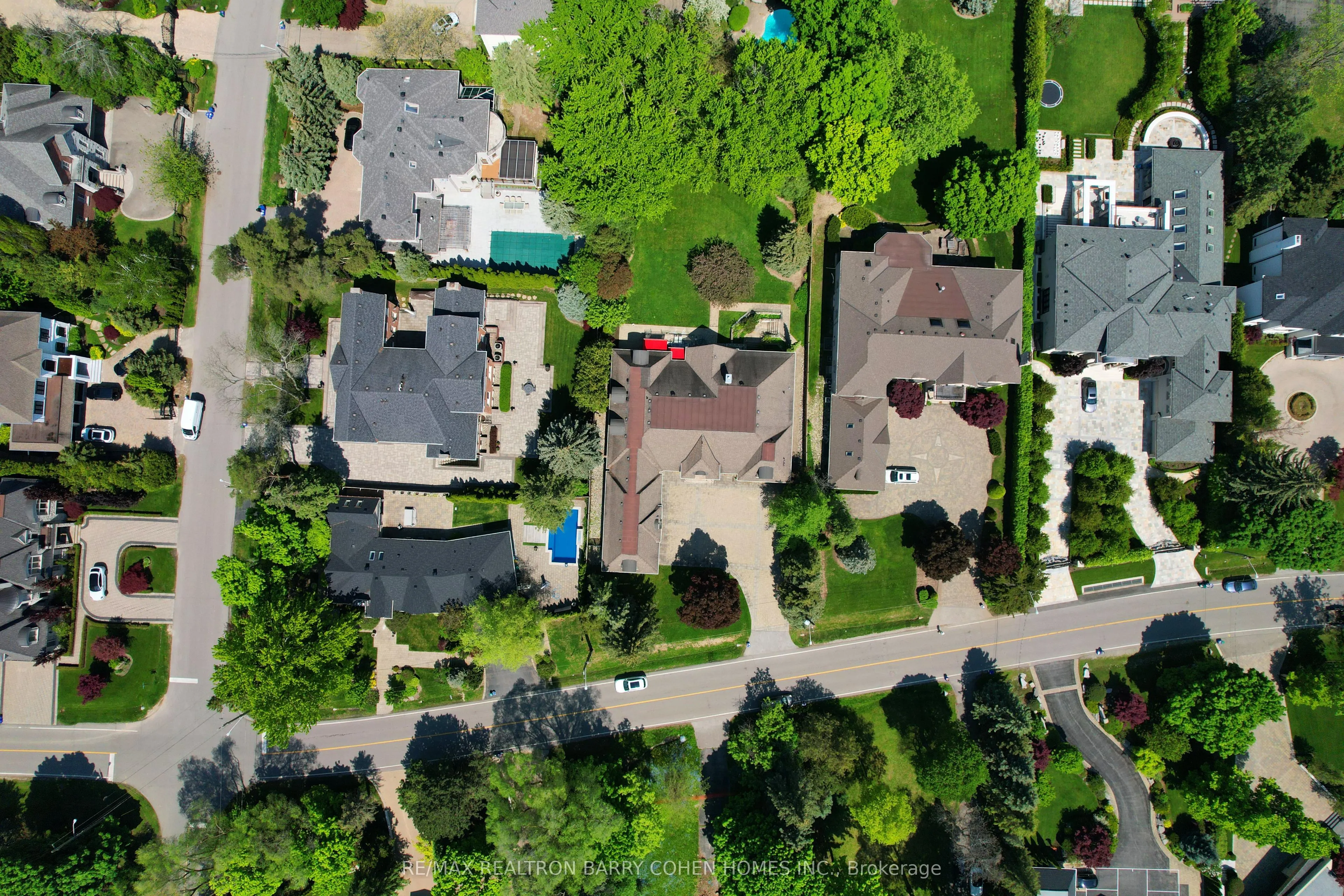 76 Thornridge Drive
