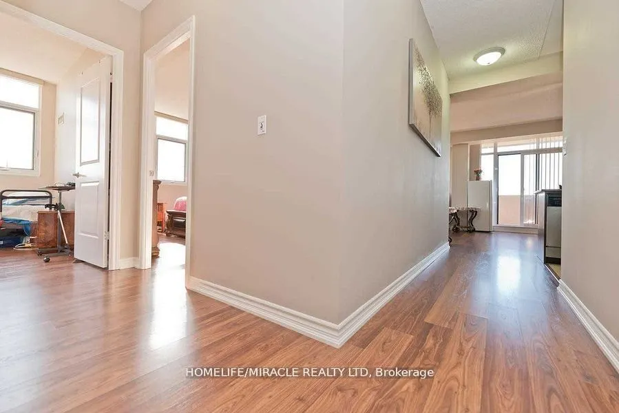 9235 Jane Street, #412