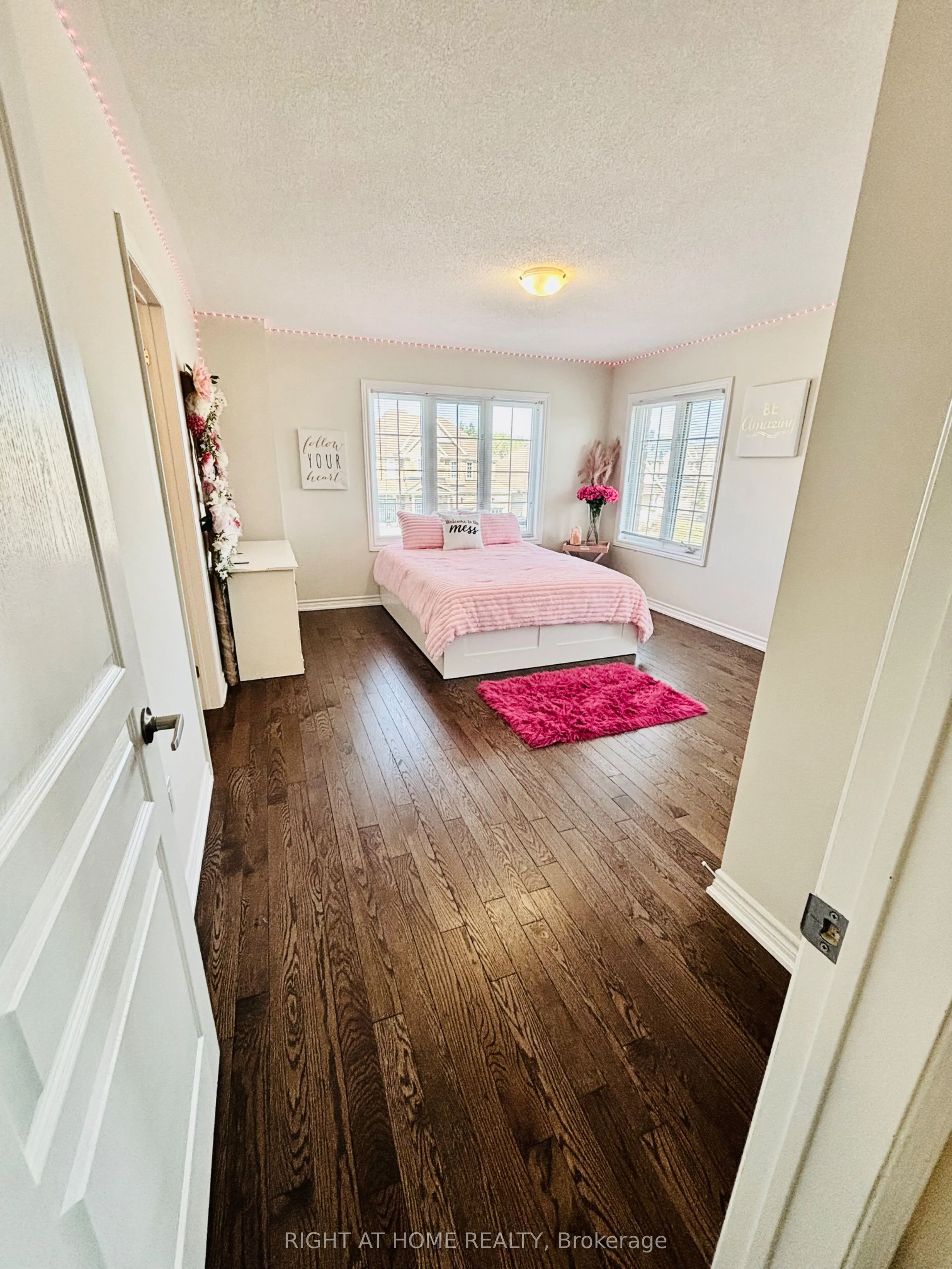 27 Roy Road