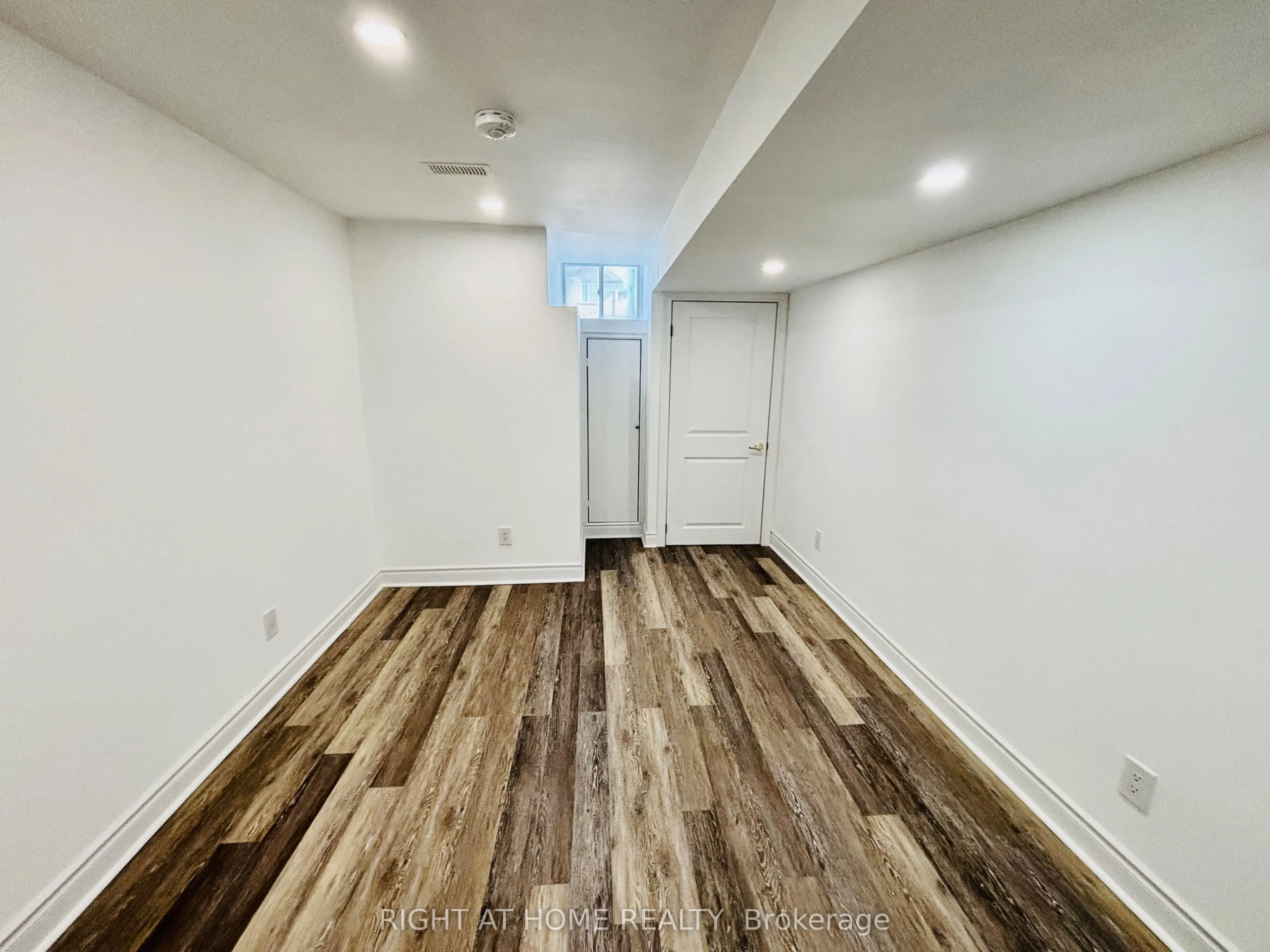 27 Roy Road