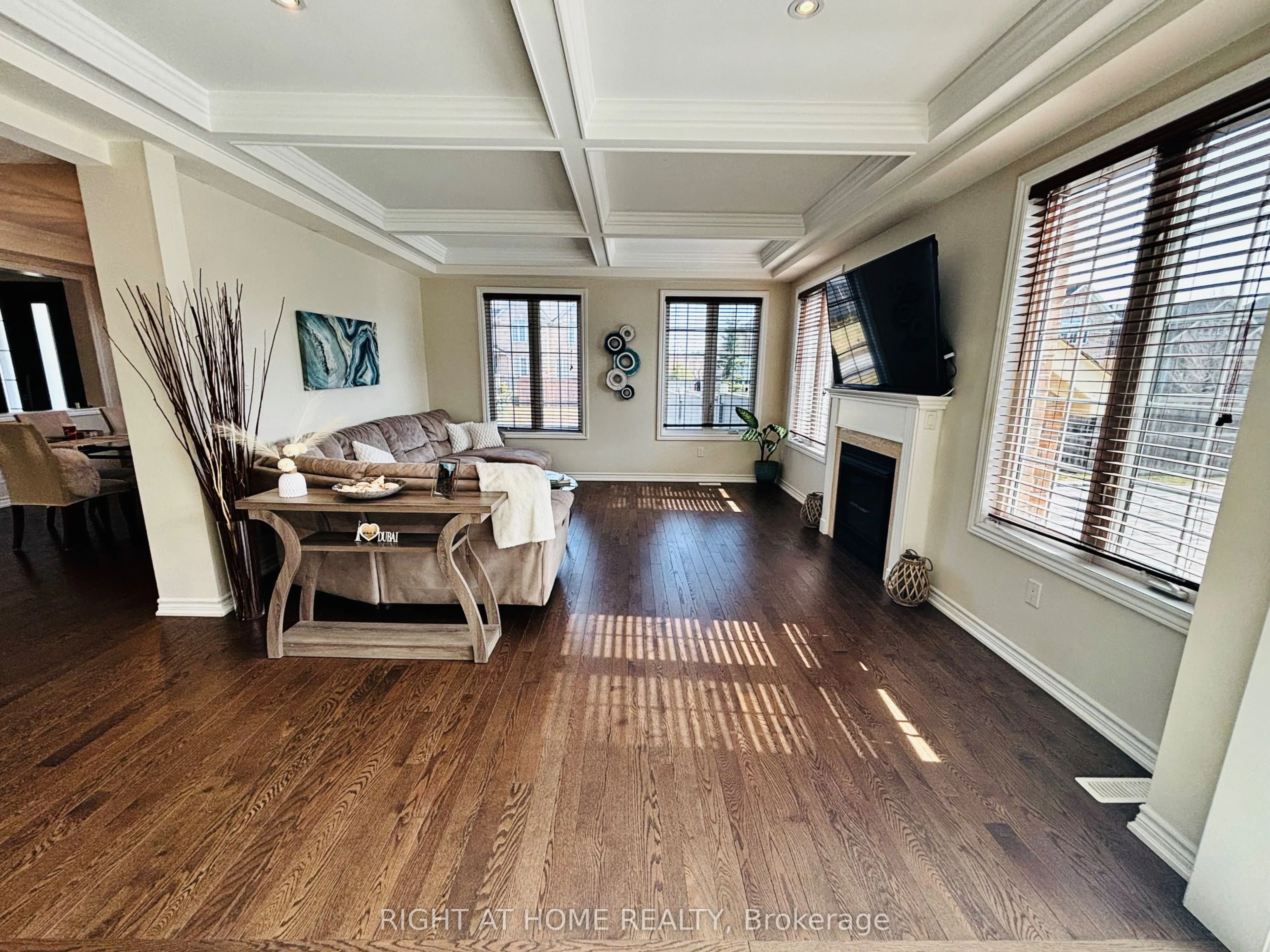 27 Roy Road