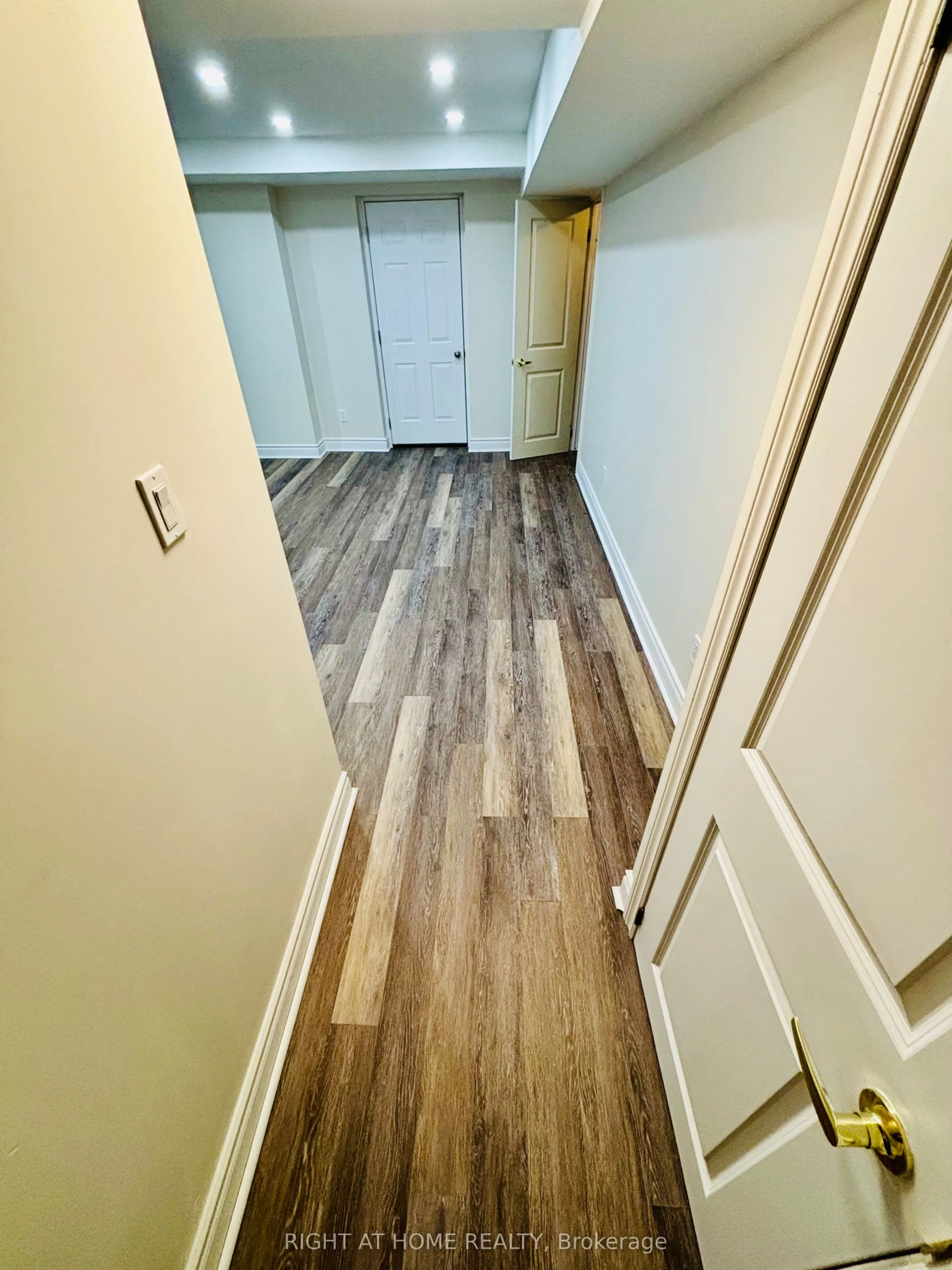 27 Roy Road