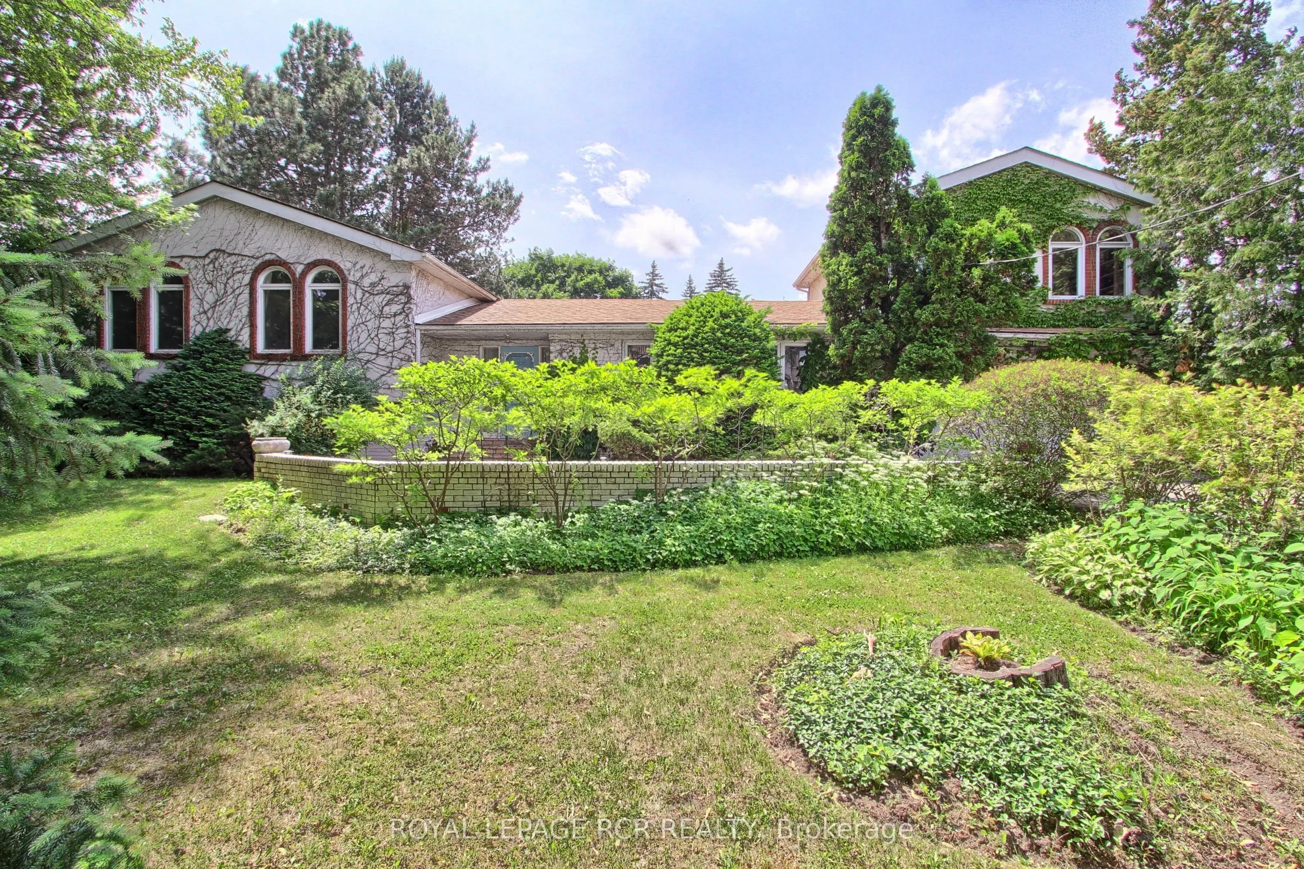 4 Thornlea Court