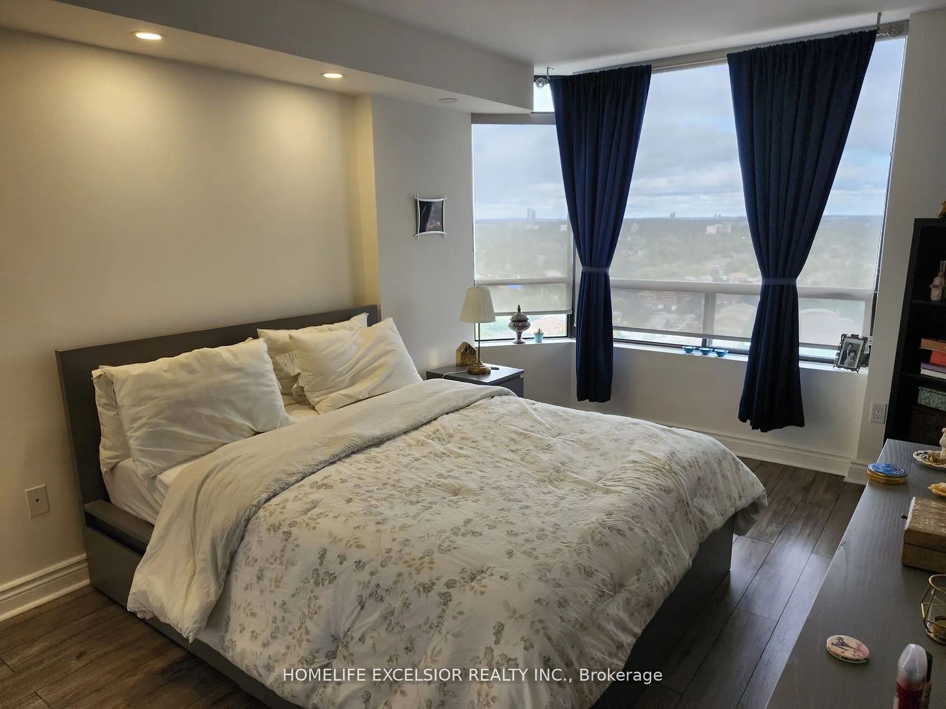 7601 Bathurst Street, #1402