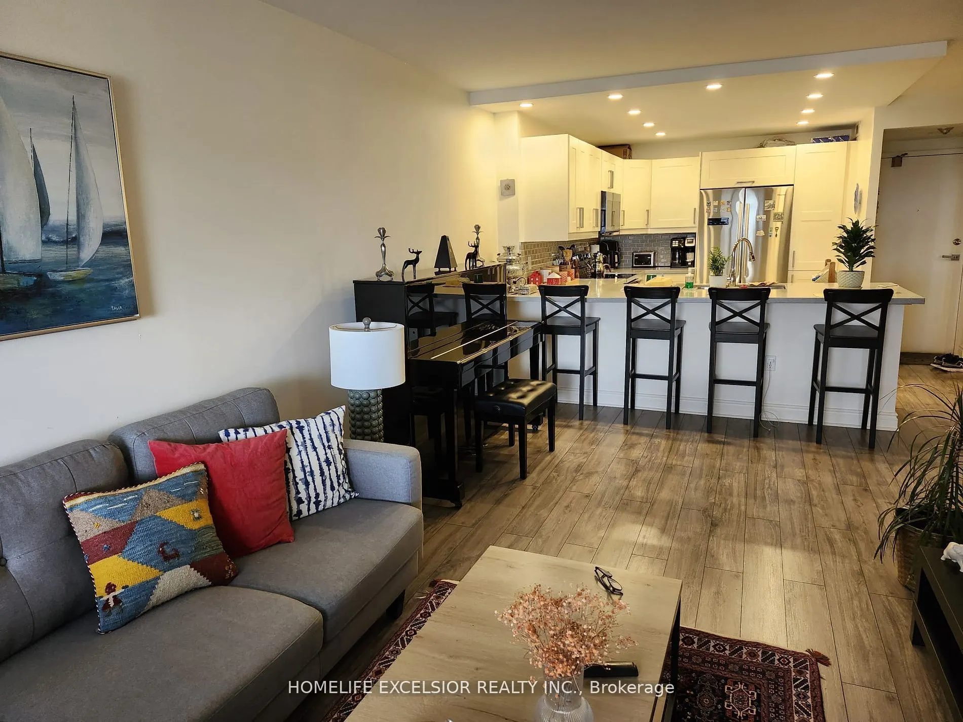 7601 Bathurst Street, #1402