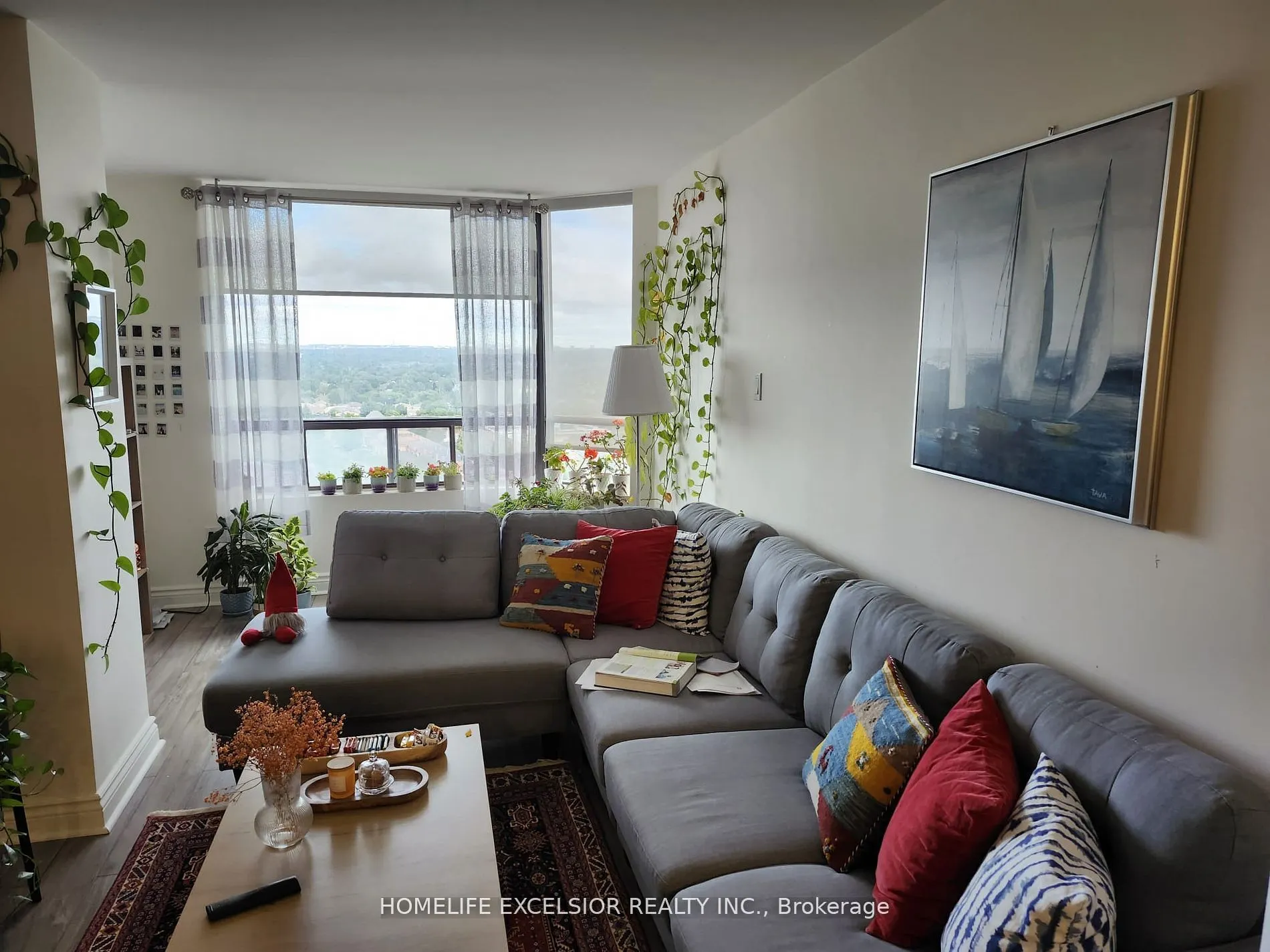 7601 Bathurst Street, #1402