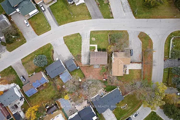 41-B Hurricane Avenue